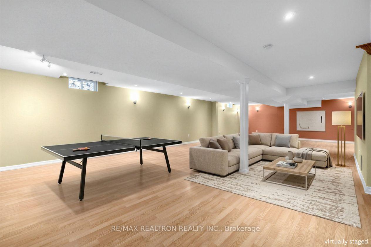 Photo 21 of 10 Macrill Road, Markham, Cachet — HOMEH