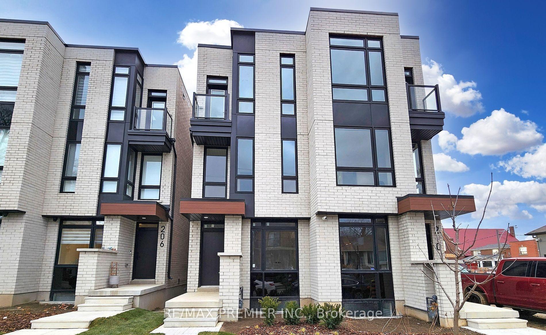 Photo 2 of Unit Lower, 208 McRoberts Avenue W, Toronto, Corso Italia-Davenport — HOMEH