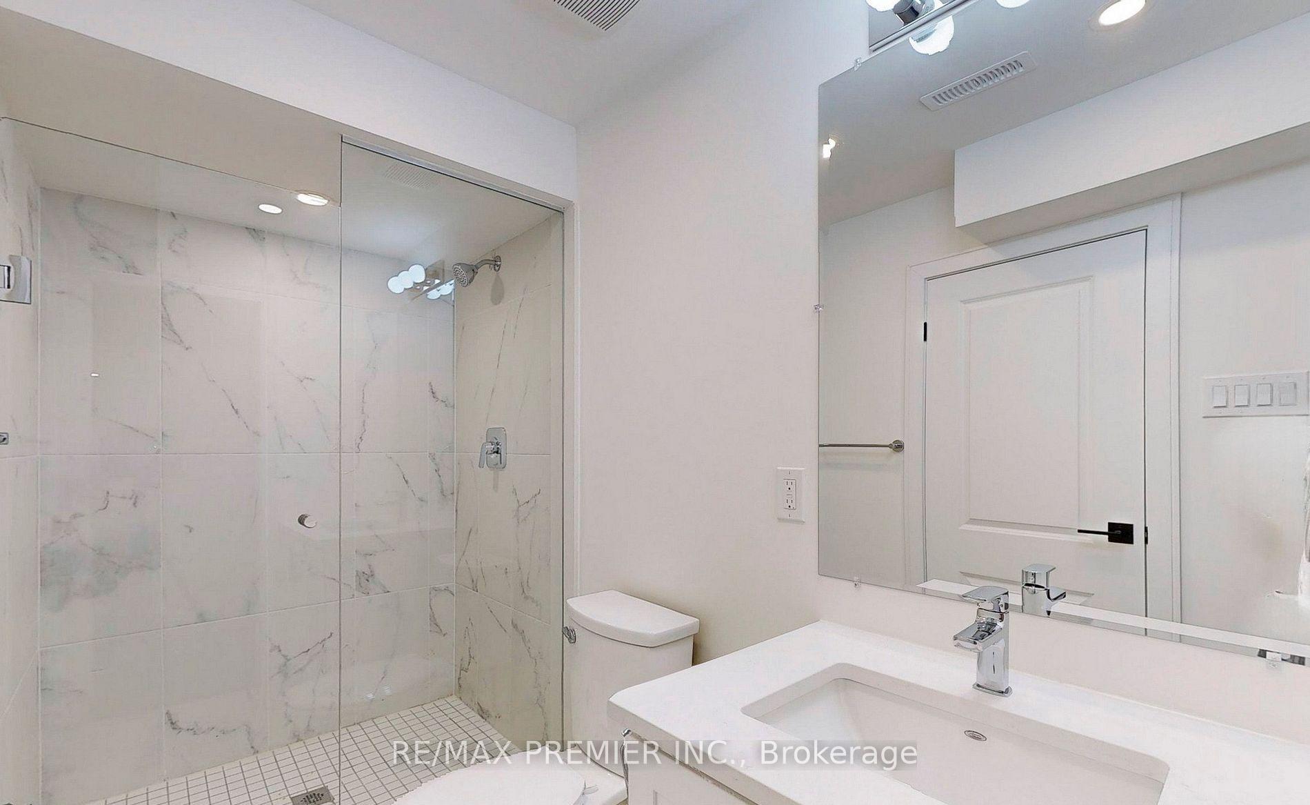 Photo 12 of Unit Lower, 208 McRoberts Avenue W, Toronto, Corso Italia-Davenport — HOMEH