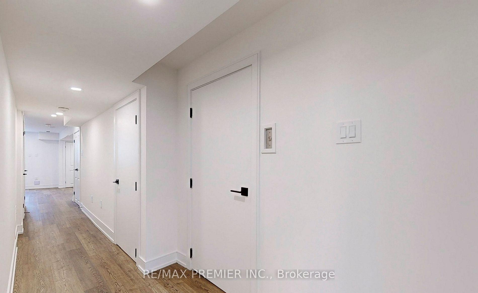 Photo 15 of Unit Lower, 208 McRoberts Avenue W, Toronto, Corso Italia-Davenport — HOMEH