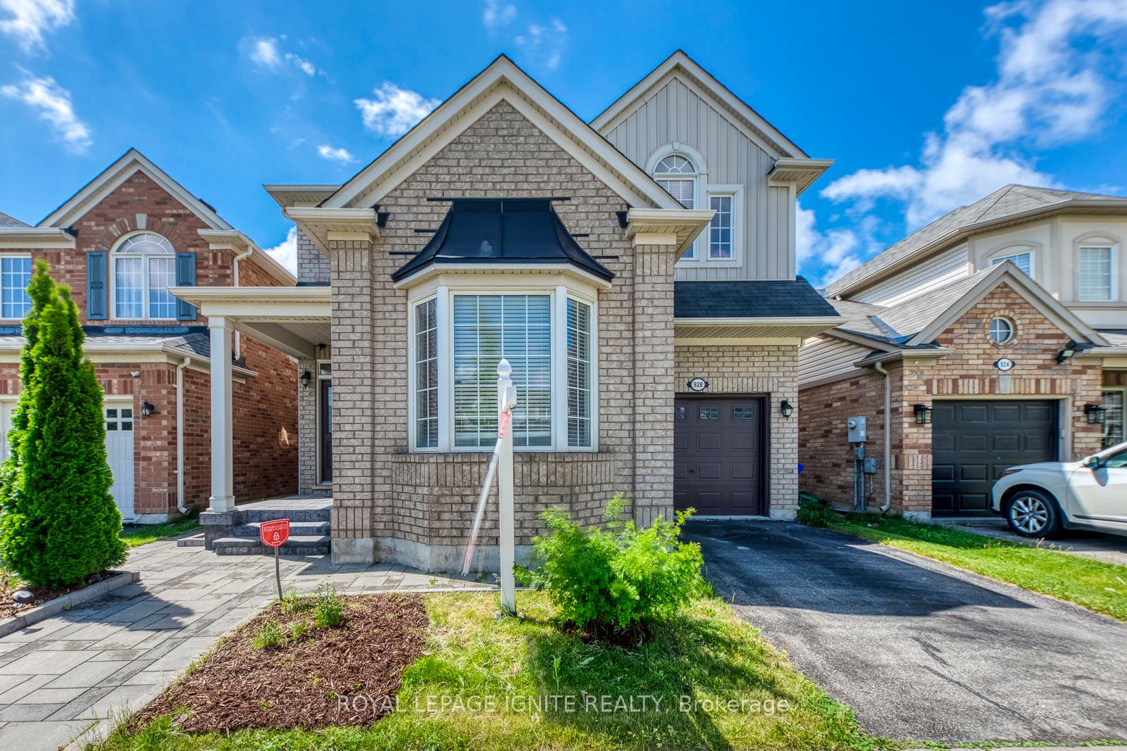 Photo 1 of 928 Philbrook Drive, Milton, Coates — HOMEH