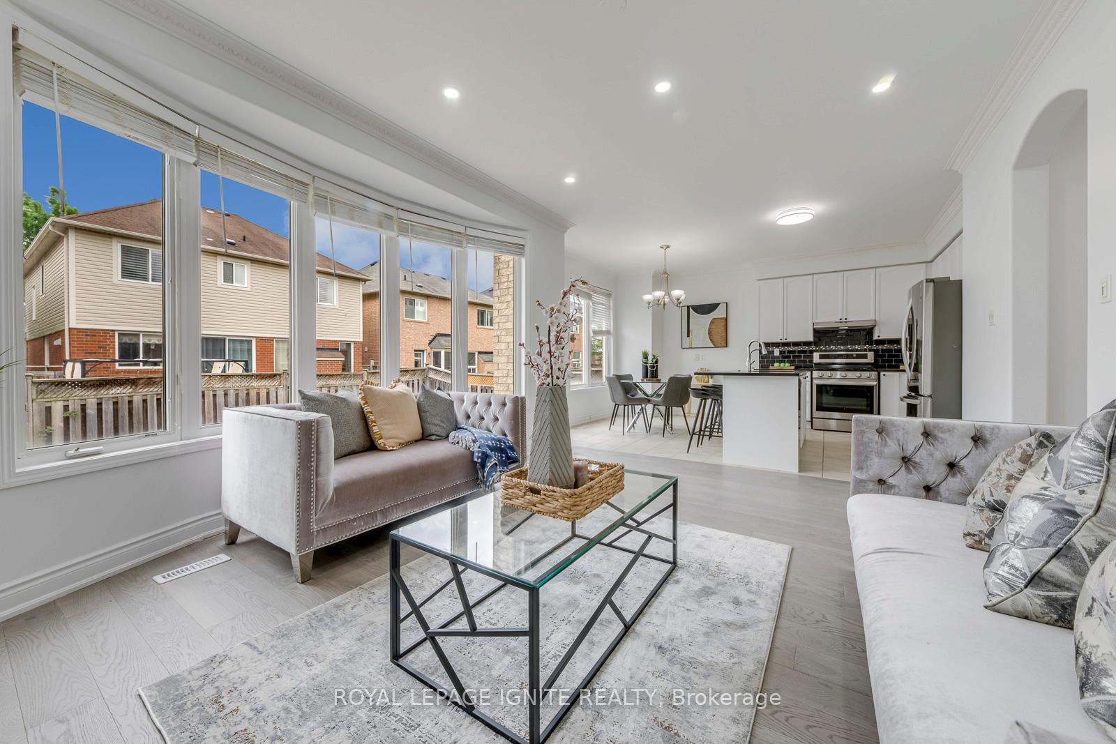 Photo 14 of 928 Philbrook Drive, Milton, Coates — HOMEH