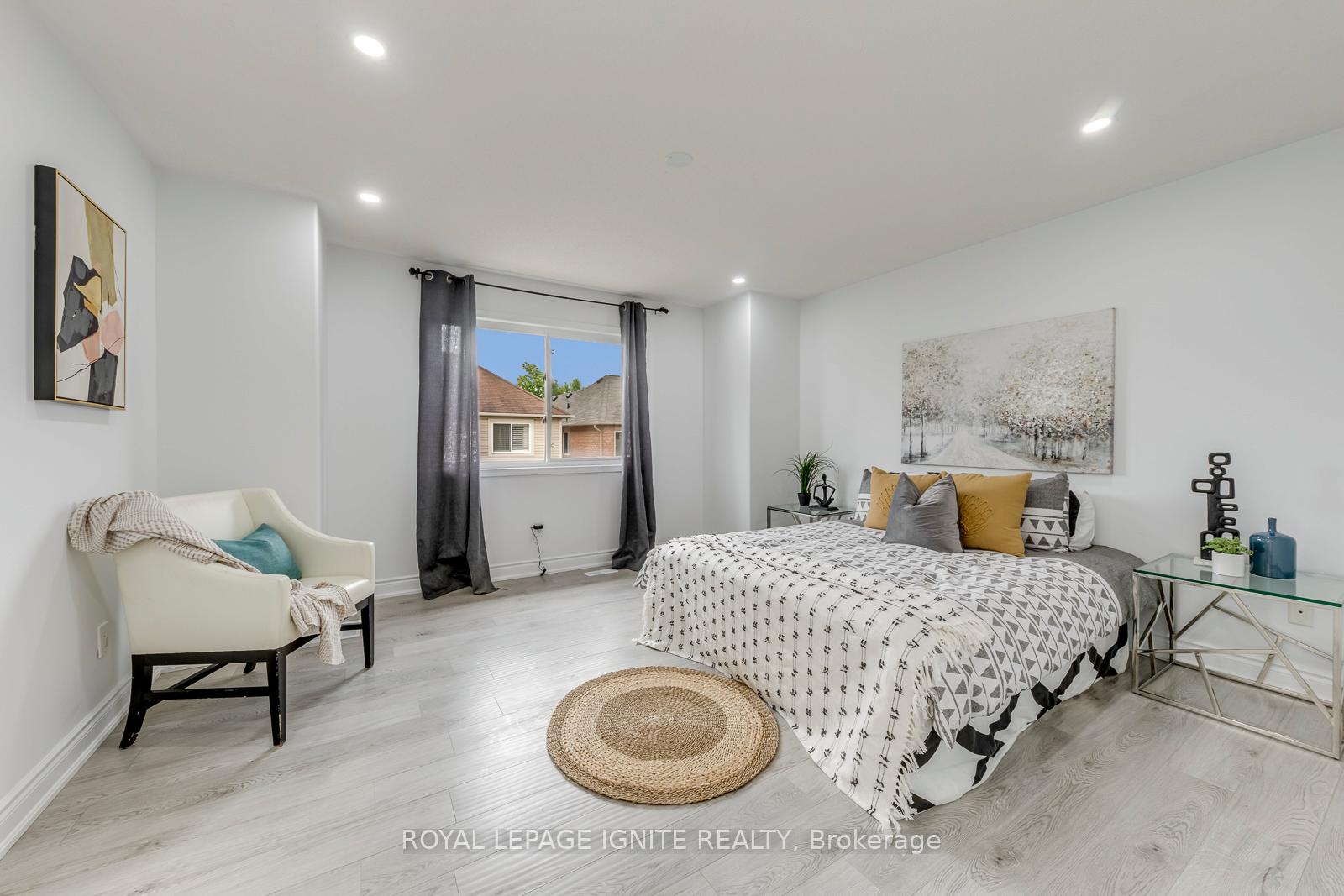Photo 25 of 928 Philbrook Drive, Milton, Coates — HOMEH