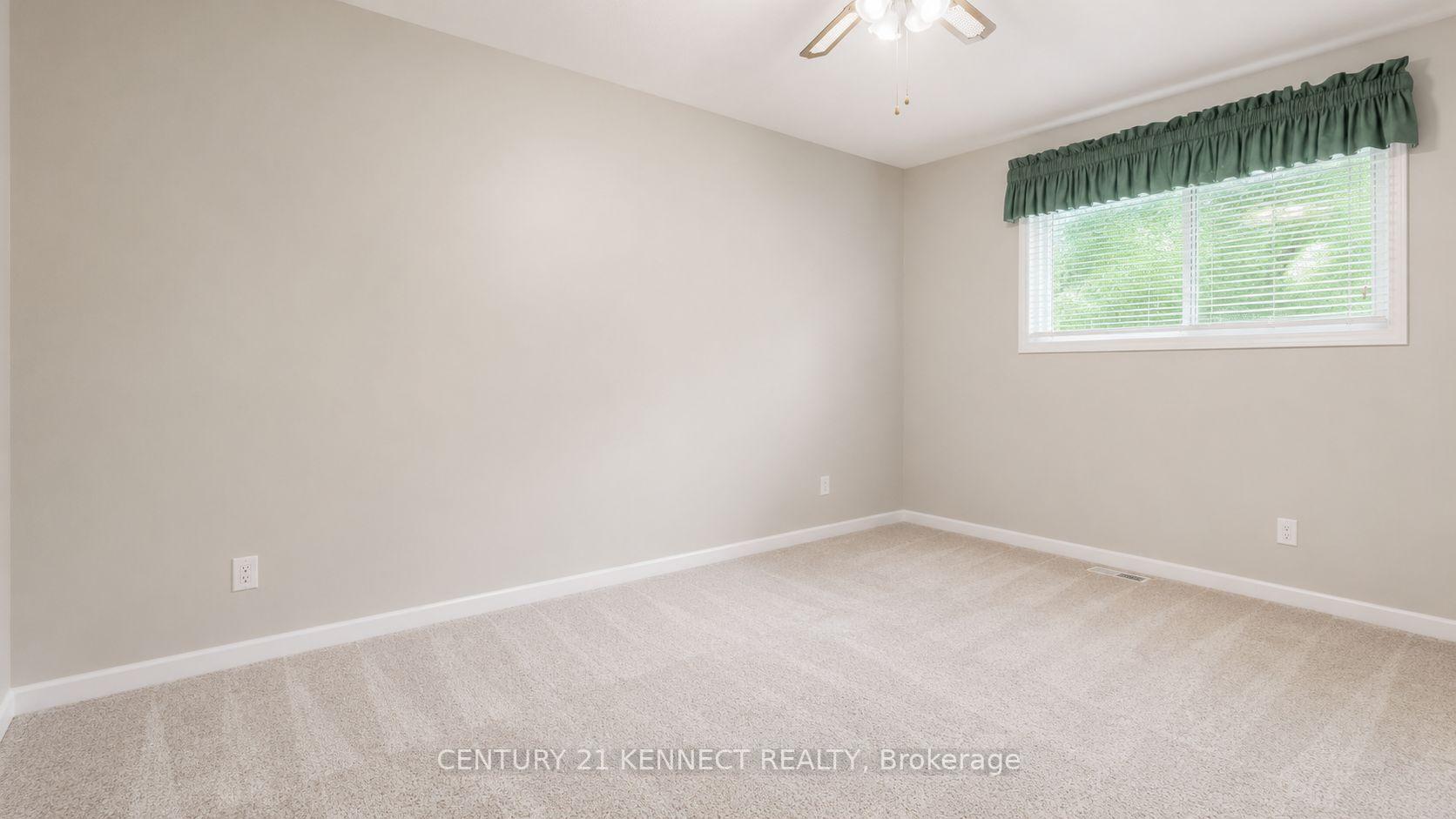 Photo 6 of 715 Waverly Street N, Oshawa, Northglen — HOMEH