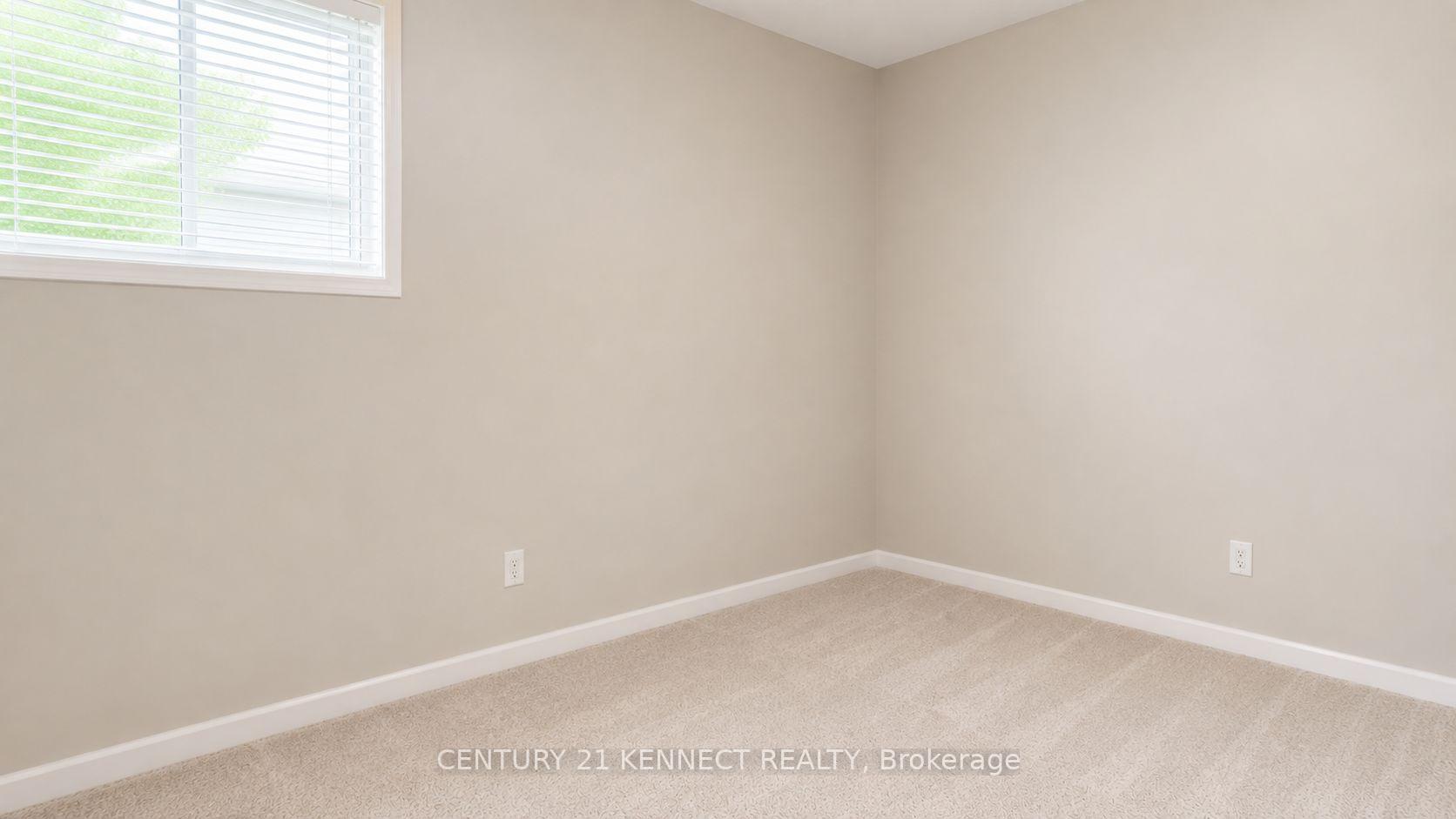 Photo 7 of 715 Waverly Street N, Oshawa, Northglen — HOMEH