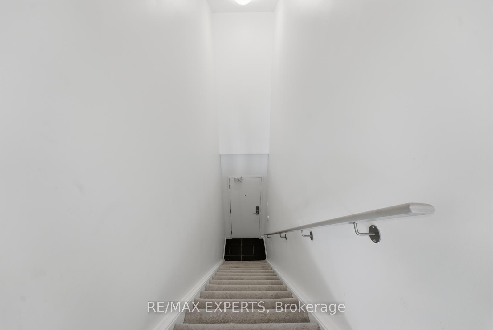 Photo 4 of Unit E09, 26 Bruce Street, Vaughan, East Woodbridge — HOMEH