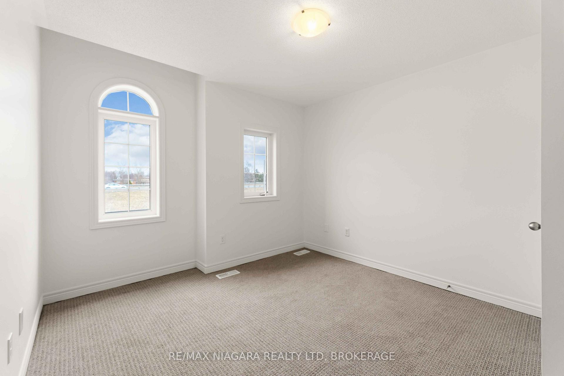 Photo 16 of 48 Juneberry Road, Thorold, Confederation Heights — HOMEH