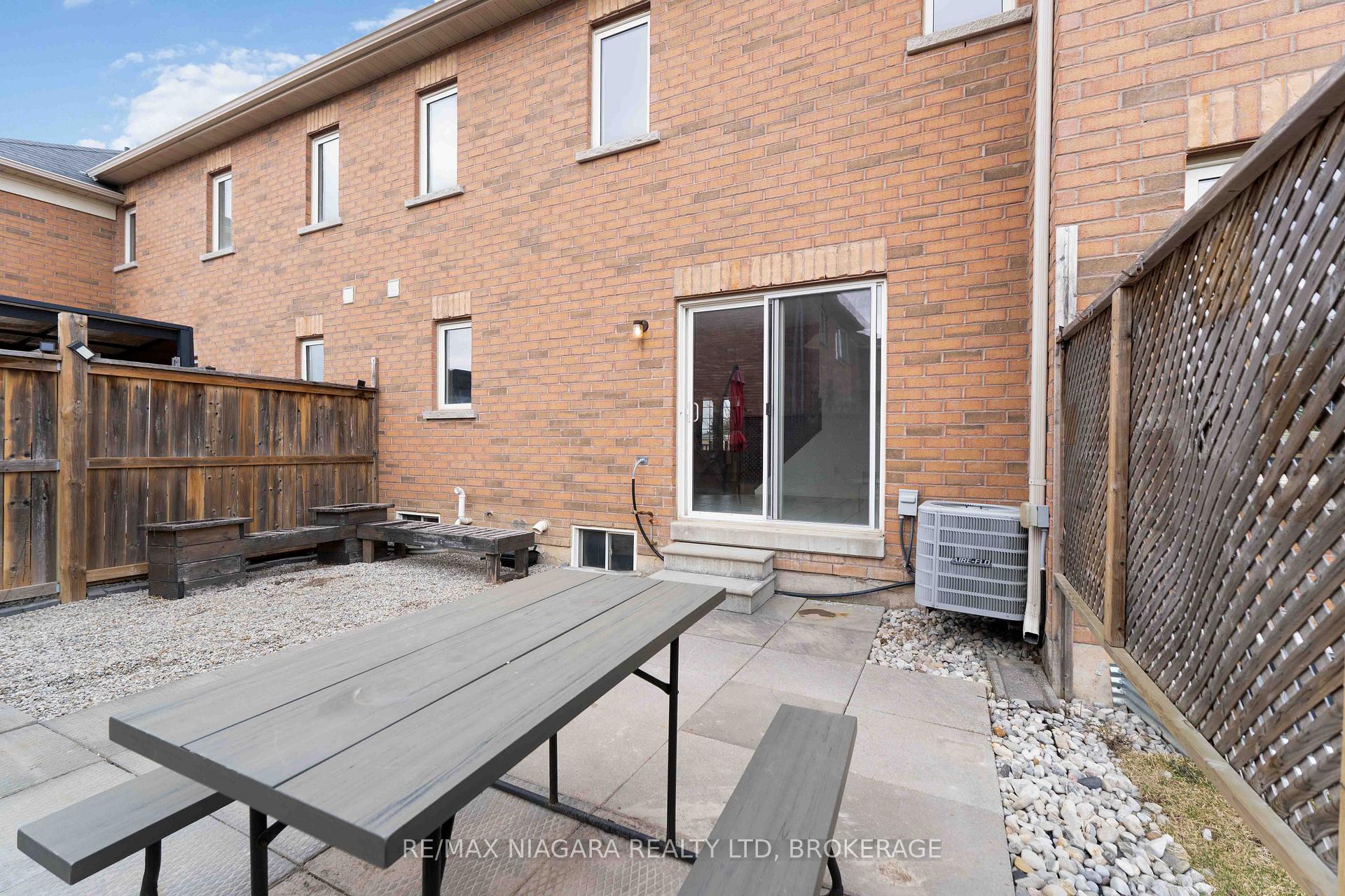 Photo 19 of 48 Juneberry Road, Thorold, Confederation Heights — HOMEH