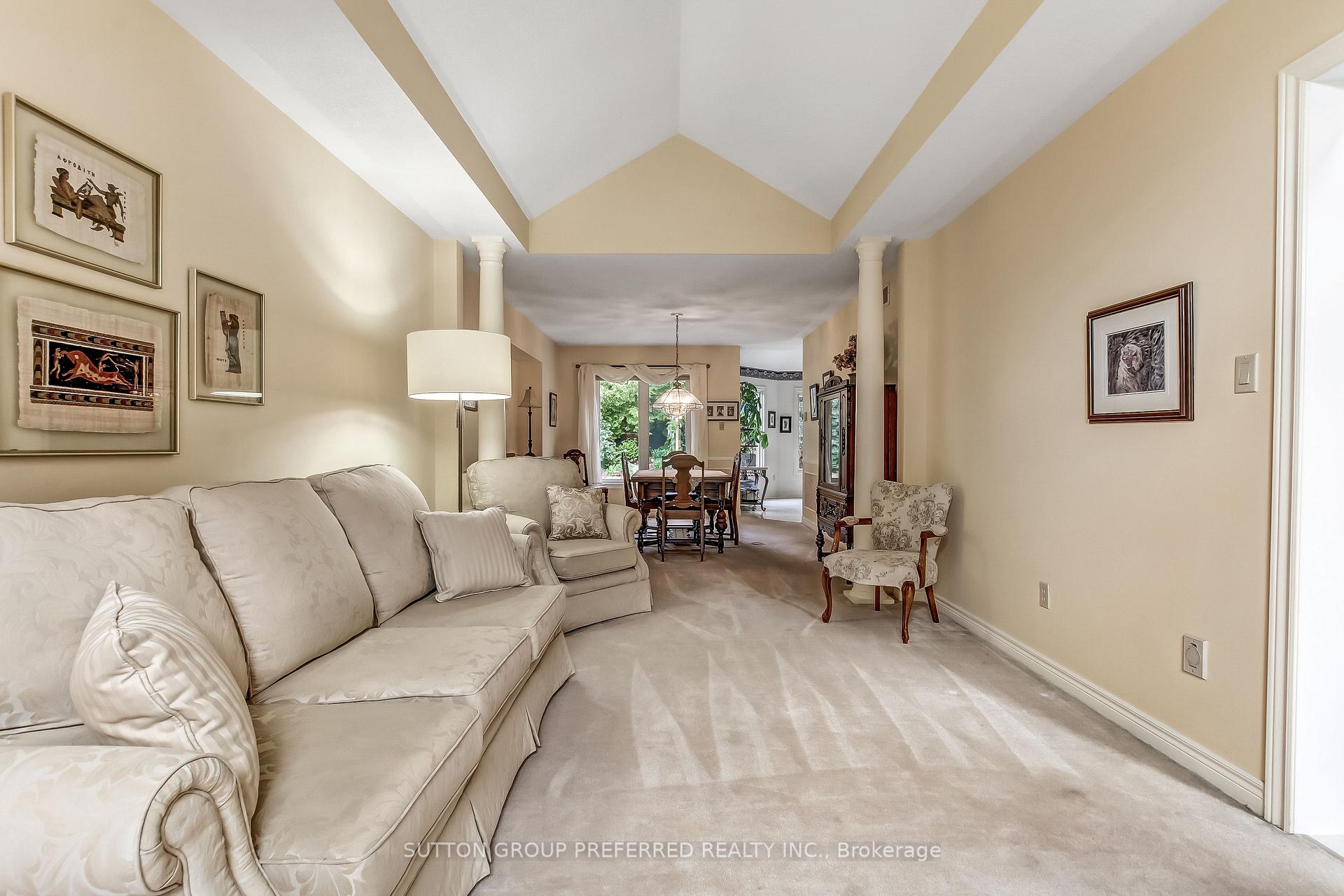 Photo 6 of 462 Ambleside Drive, London, North A — HOMEH