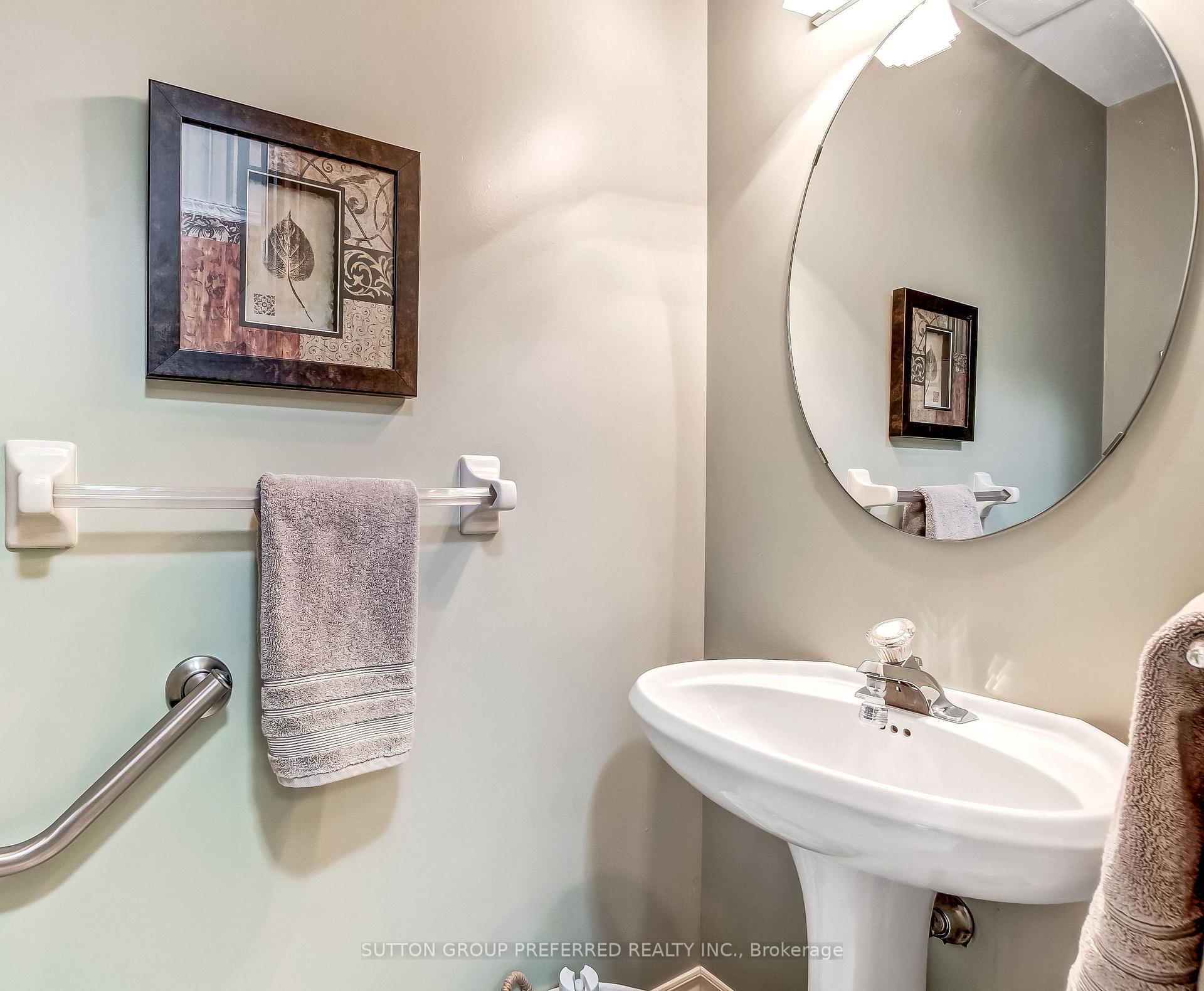 Photo 16 of 462 Ambleside Drive, London, North A — HOMEH