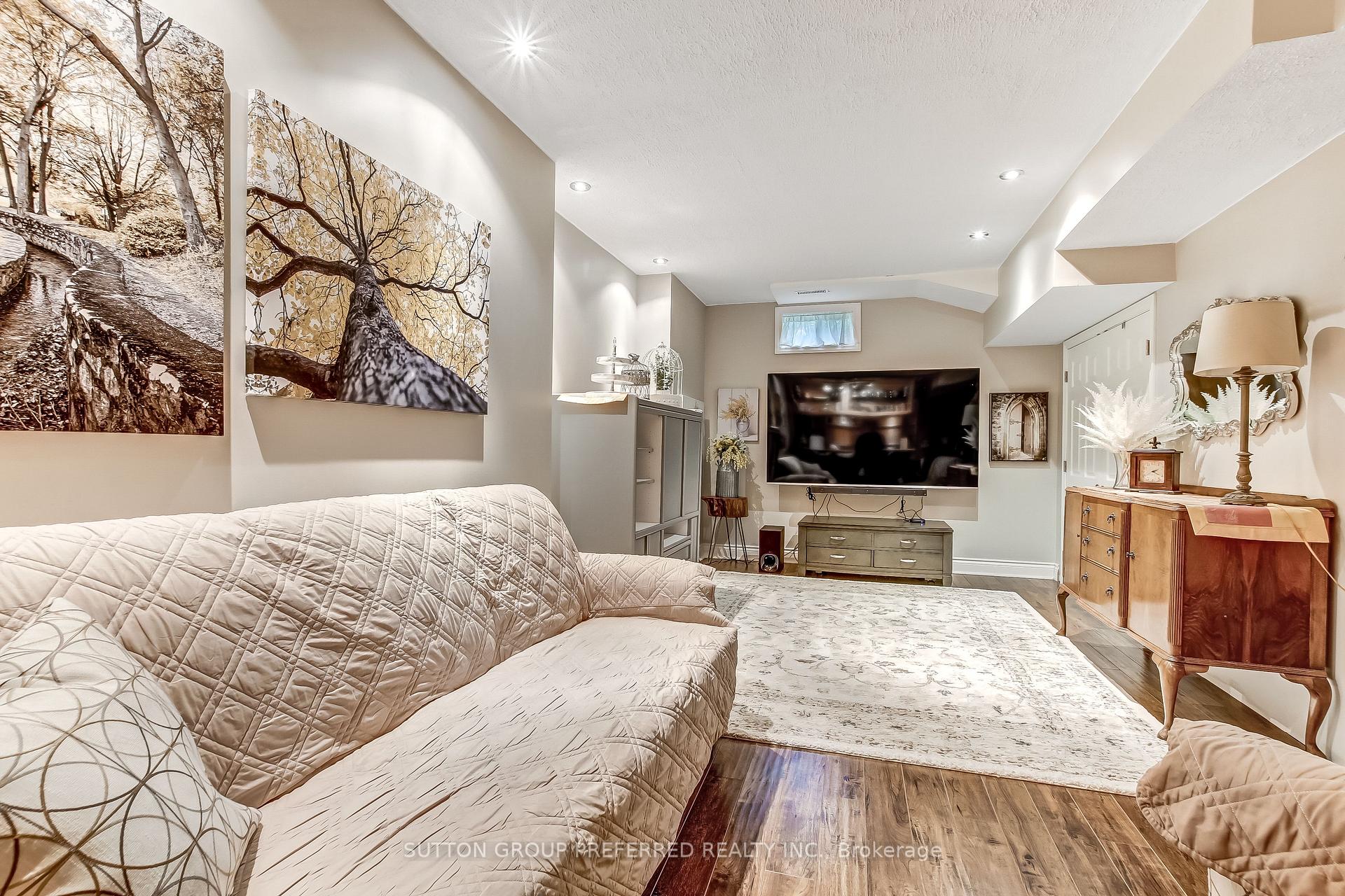 Photo 29 of 462 Ambleside Drive, London, North A — HOMEH