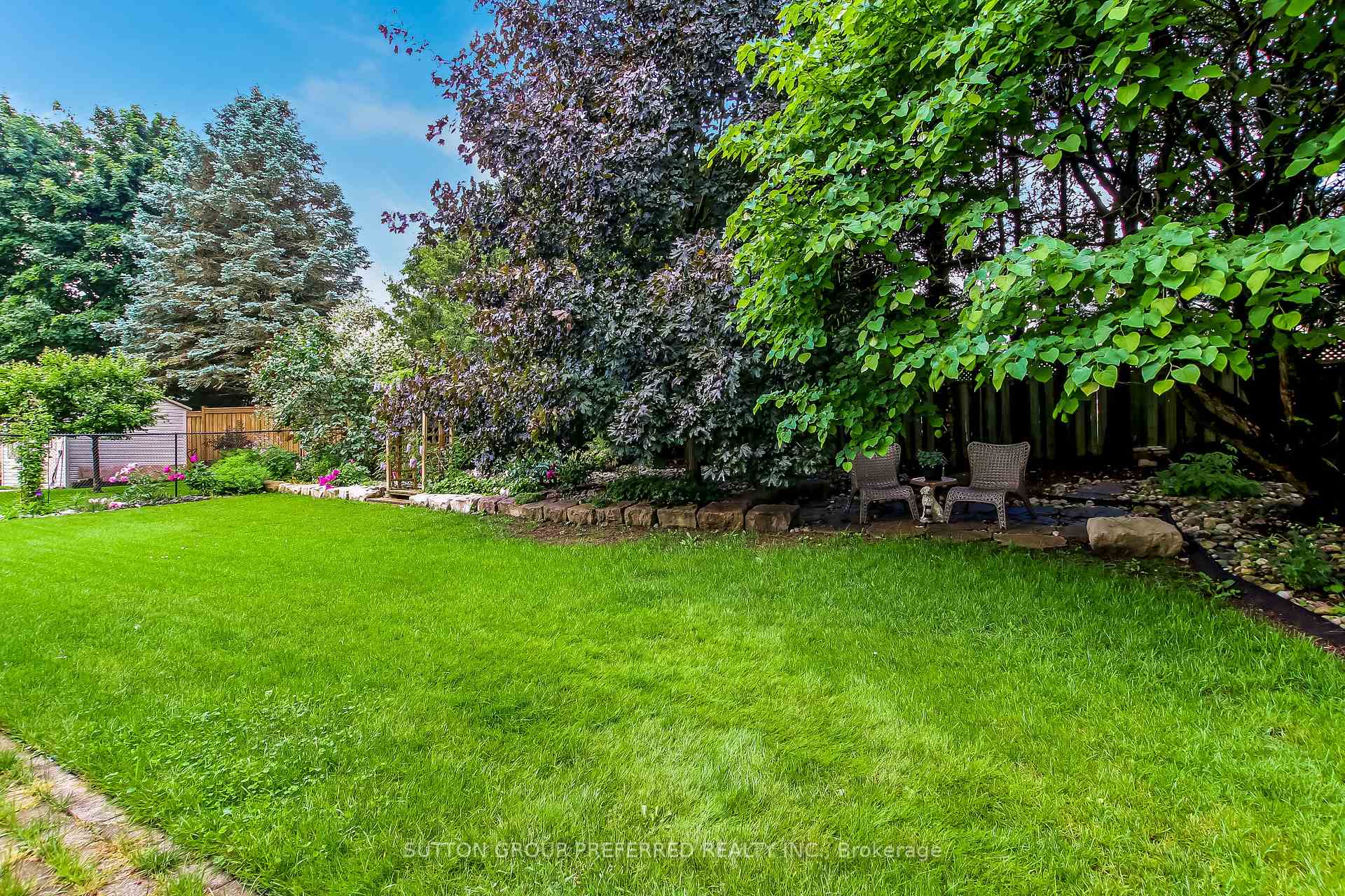 Photo 36 of 462 Ambleside Drive, London, North A — HOMEH