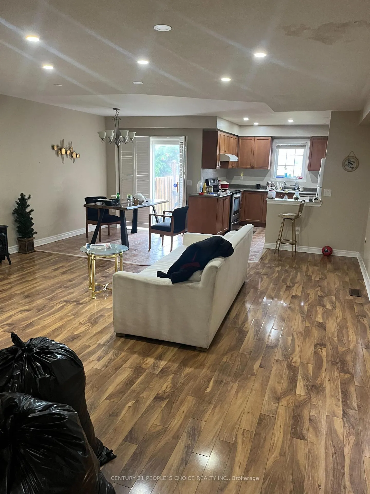 Photo 3 of 15 Checkerberry Crescent, Brampton, Sandringham-Wellington — HOMEH