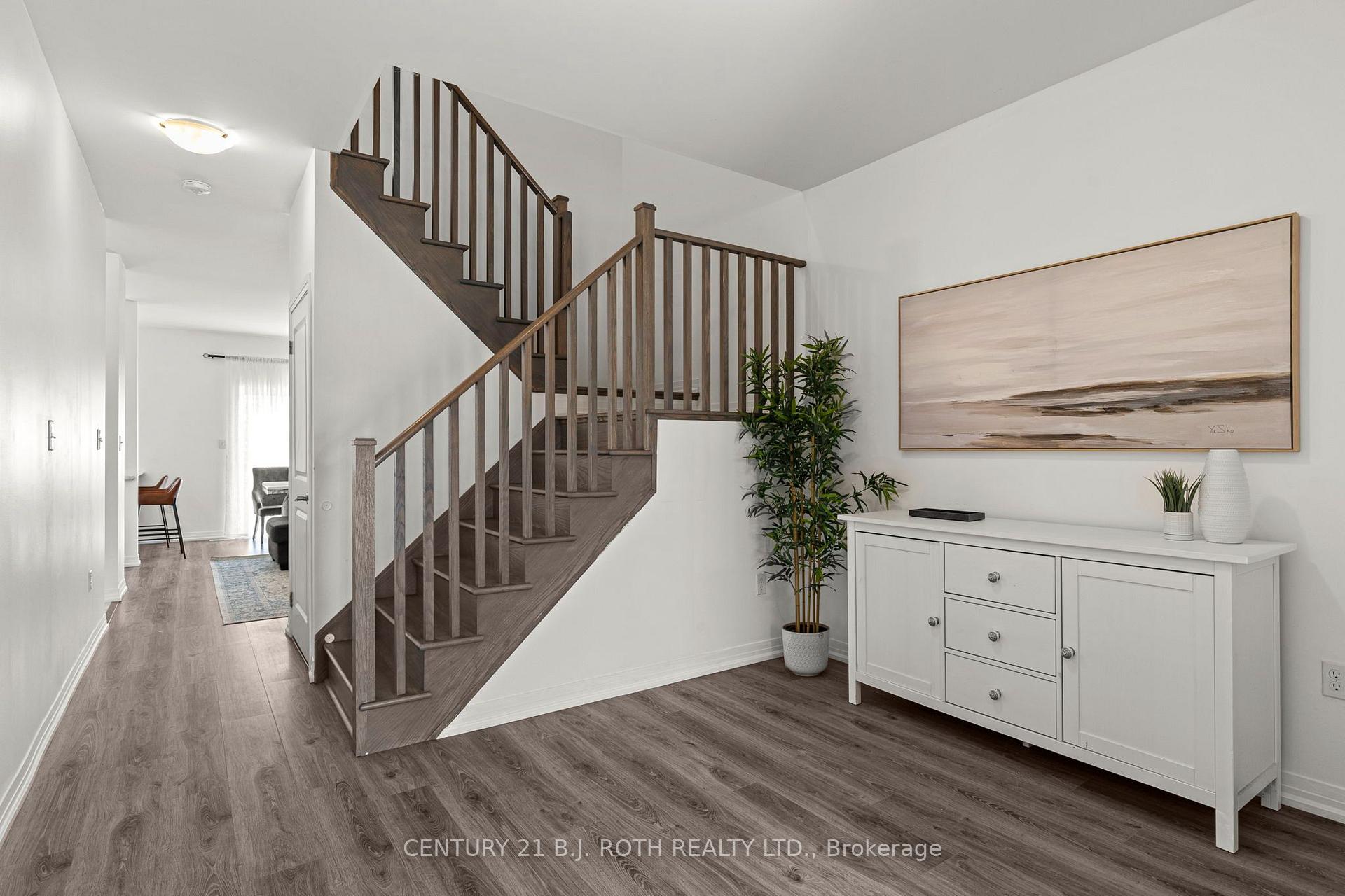 Photo 3 of 24 Brown Bear Street, Barrie, Rural Barrie Southwest — HOMEH