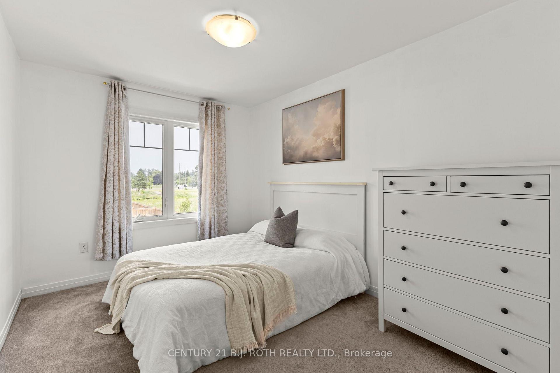 Photo 16 of 24 Brown Bear Street, Barrie, Rural Barrie Southwest — HOMEH