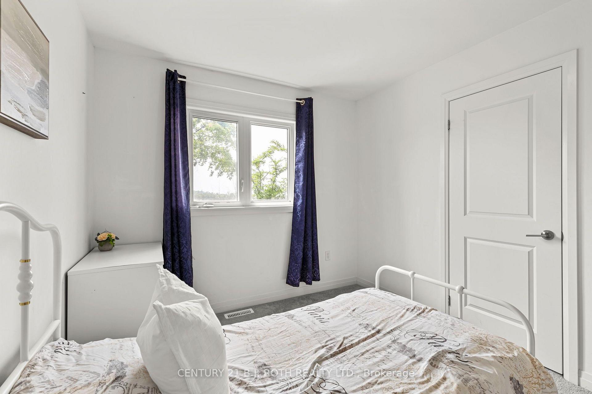 Photo 20 of 24 Brown Bear Street, Barrie, Rural Barrie Southwest — HOMEH