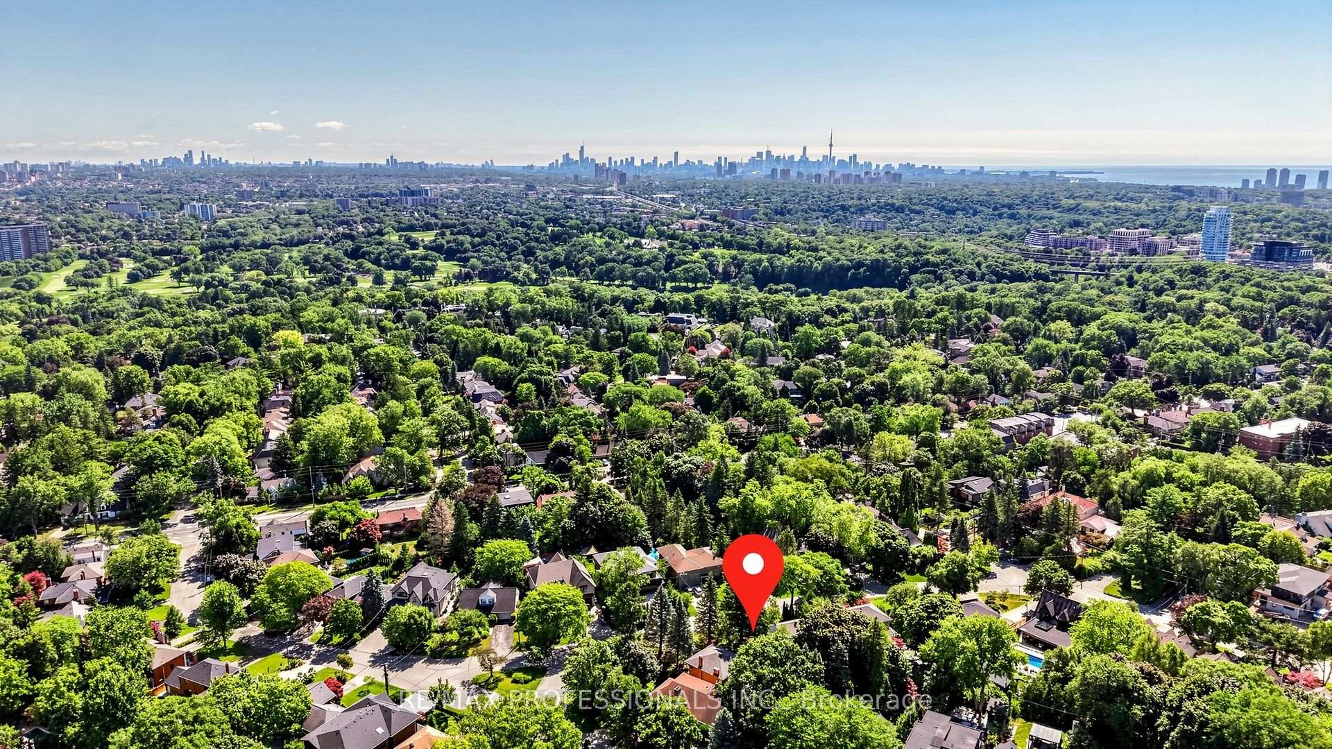 Photo 35 of 8 Southway Road, Etobicoke, Edenbridge-Humber Valley — HOMEH