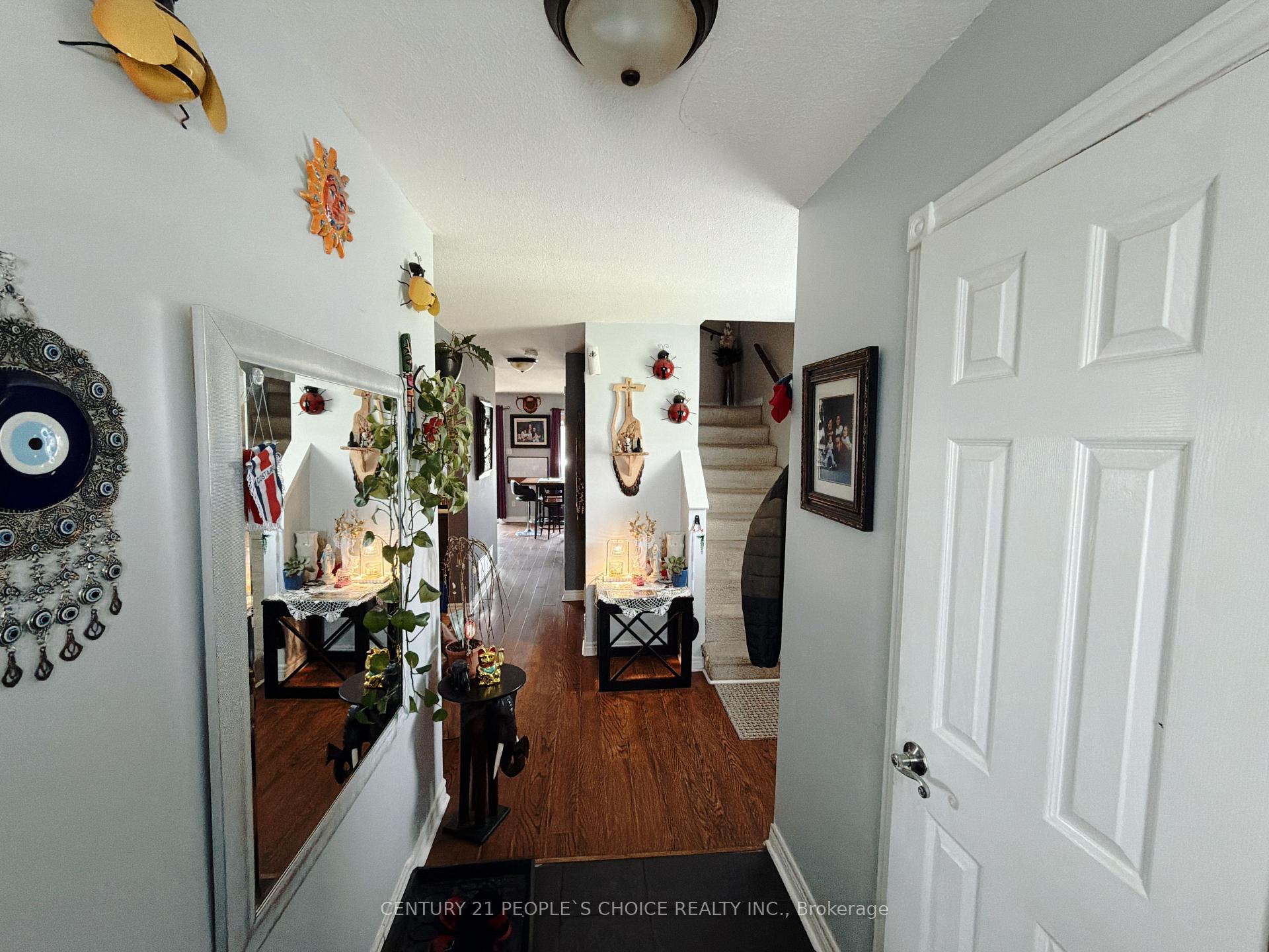 Photo 2 of 66 Michael Crescent, Barrie, East Bayfield — HOMEH