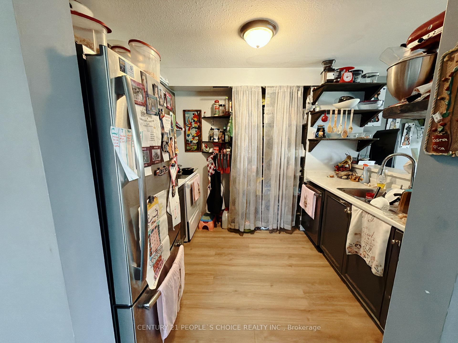 Photo 9 of 66 Michael Crescent, Barrie, East Bayfield — HOMEH