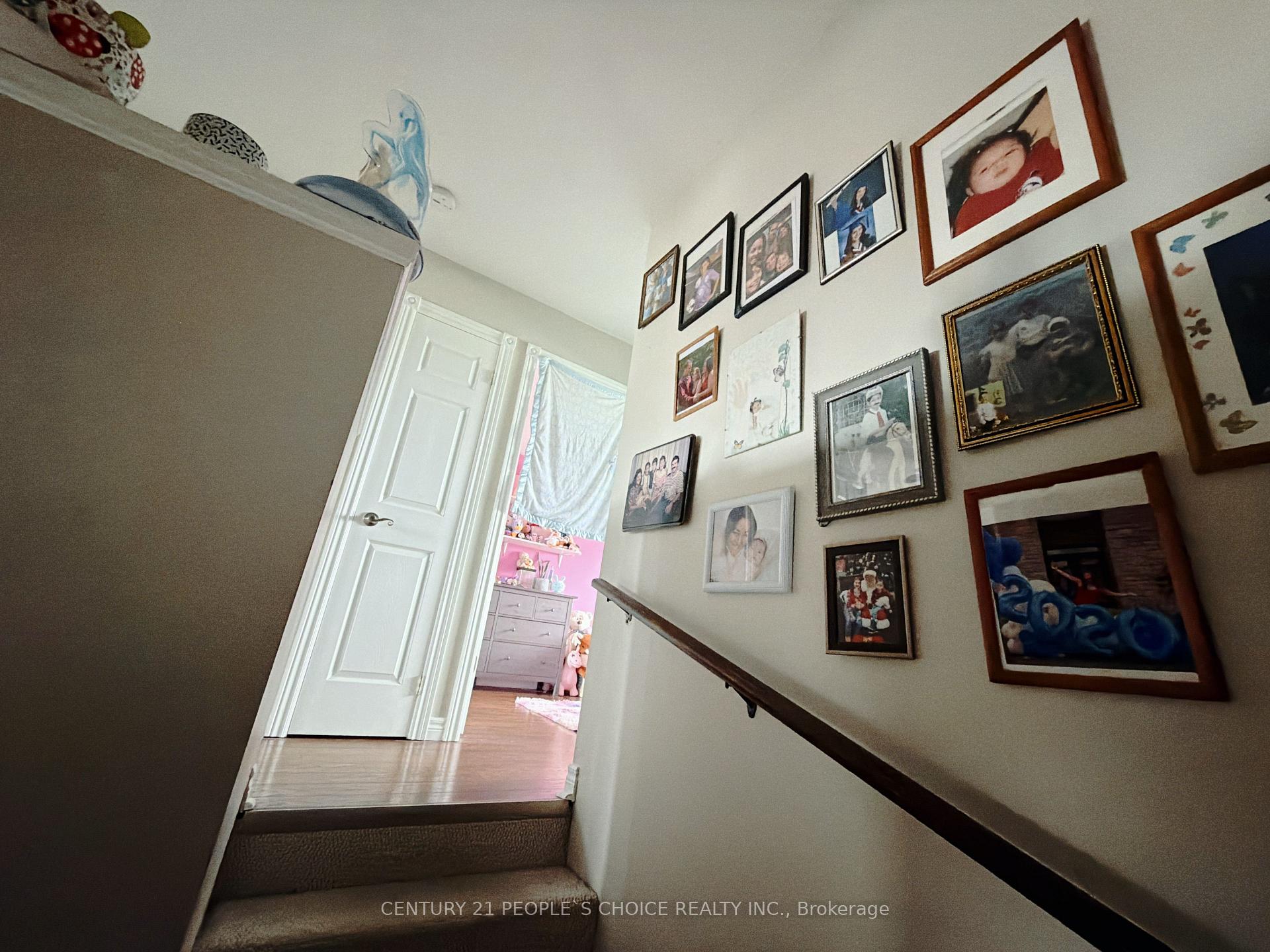 Photo 15 of 66 Michael Crescent, Barrie, East Bayfield — HOMEH
