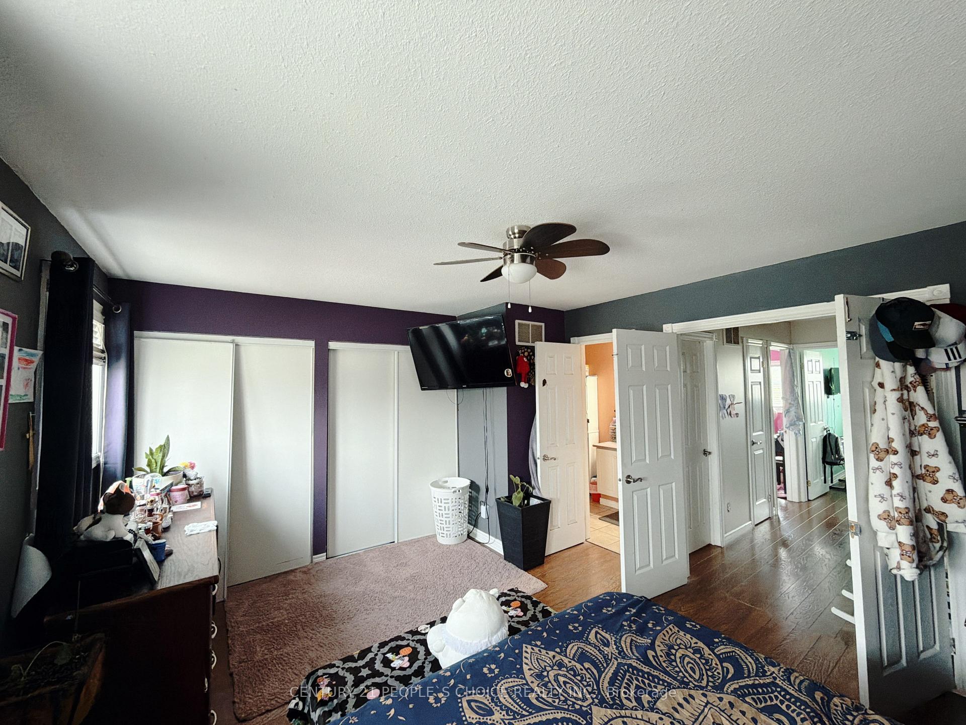 Photo 24 of 66 Michael Crescent, Barrie, East Bayfield — HOMEH