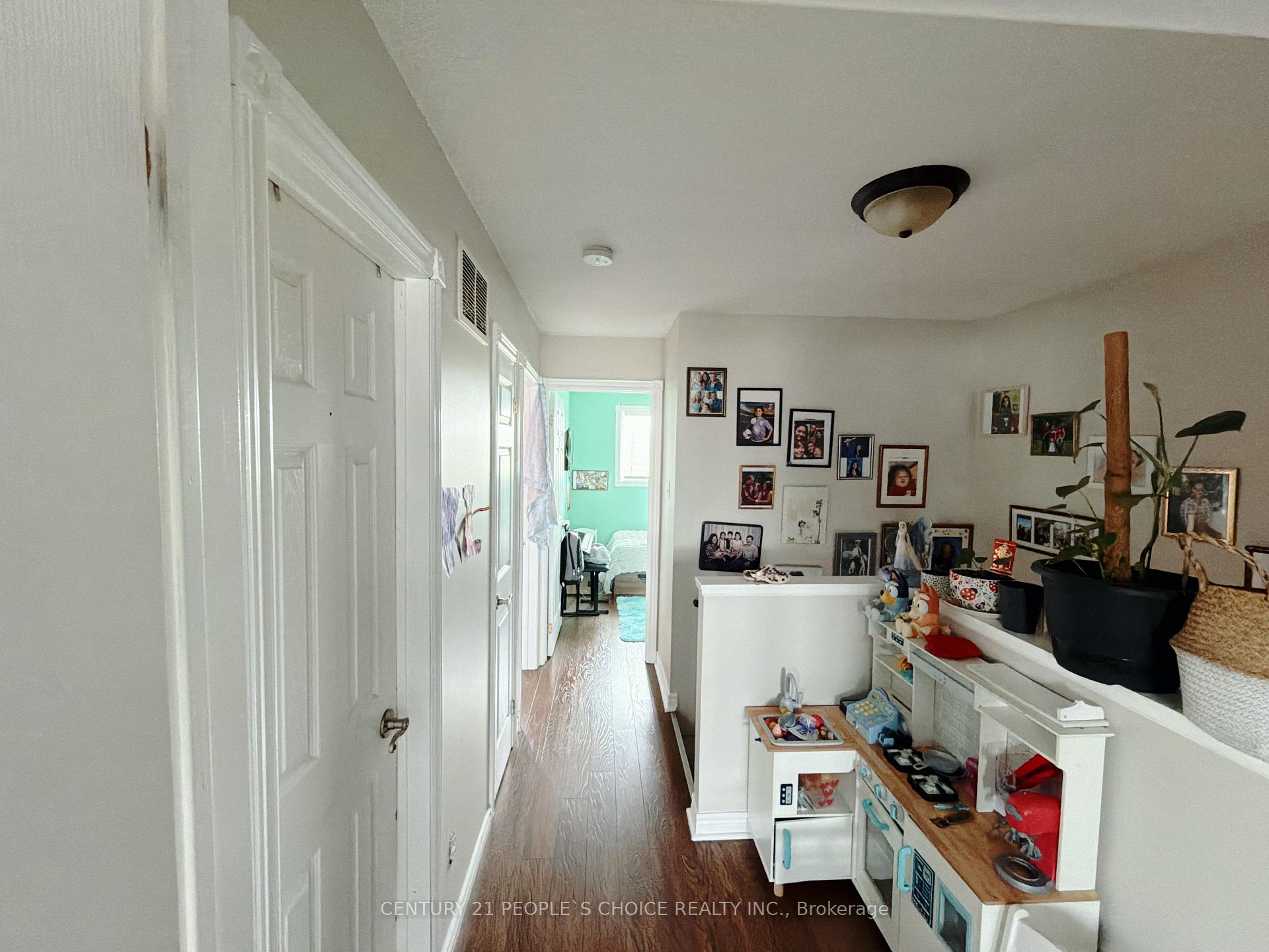 Photo 25 of 66 Michael Crescent, Barrie, East Bayfield — HOMEH