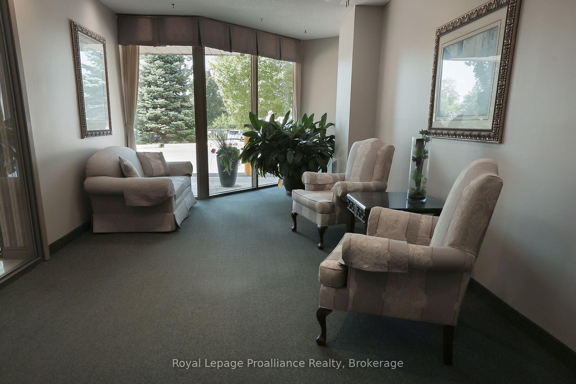 Photo 6 of Unit 1205, 344 Front Street, Belleville, Belleville Ward — HOMEH