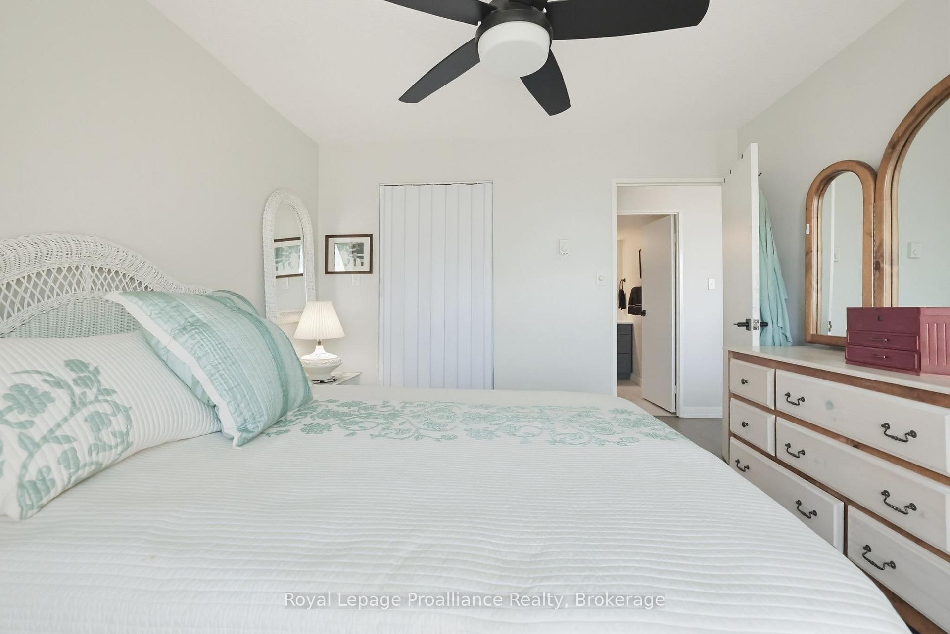 Photo 30 of Unit 1205, 344 Front Street, Belleville, Belleville Ward — HOMEH