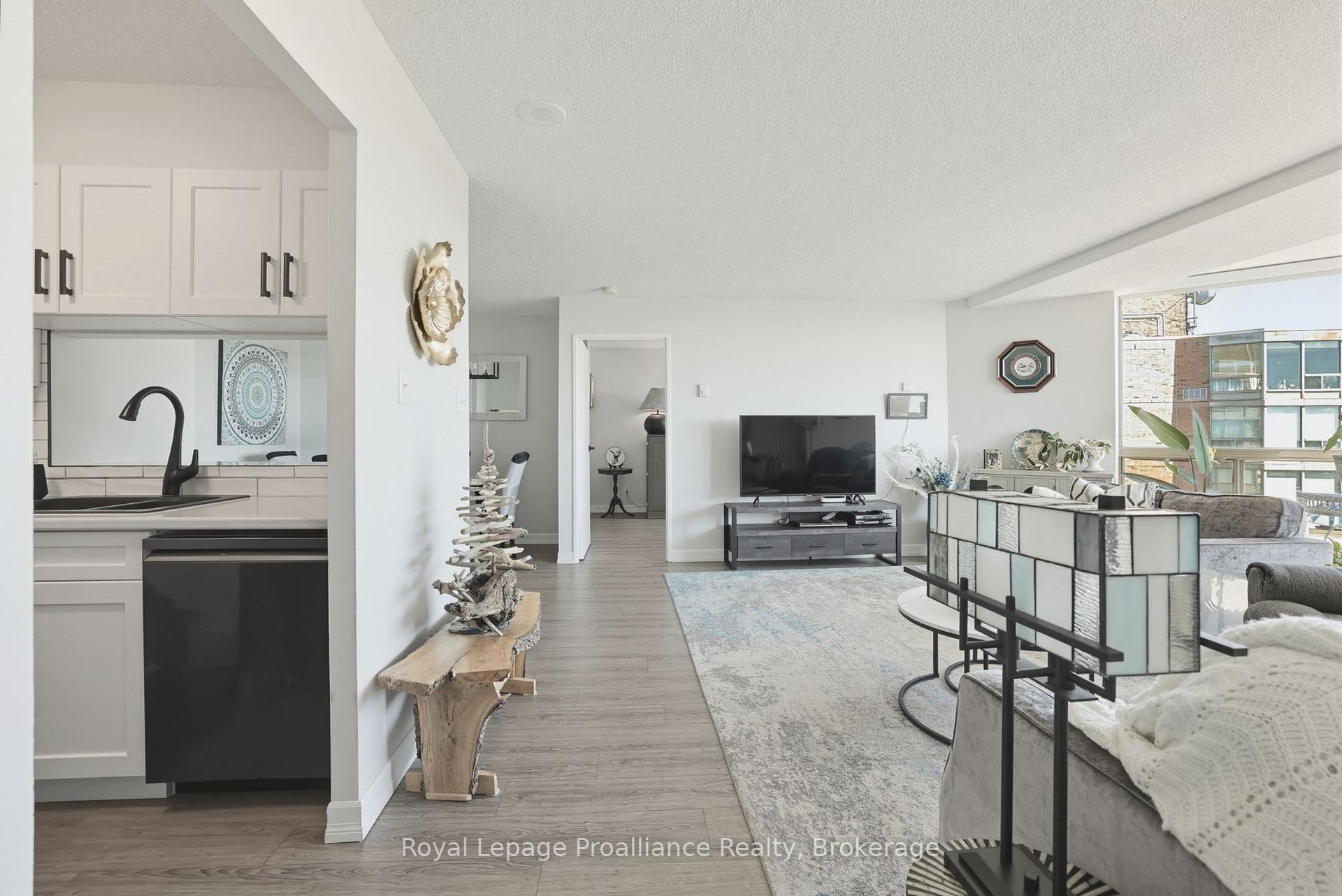 Photo 32 of Unit 1205, 344 Front Street, Belleville, Belleville Ward — HOMEH