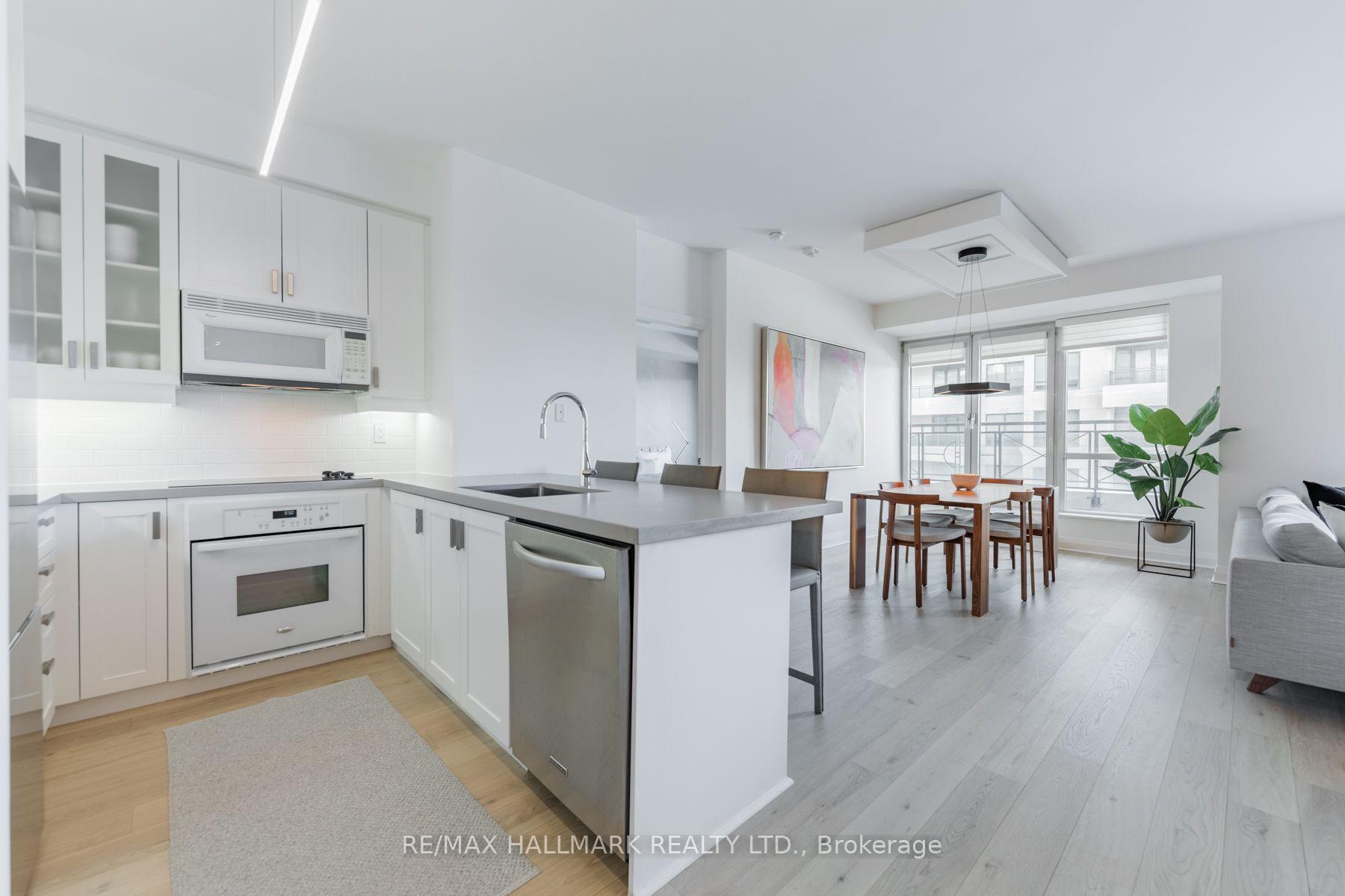 Photo 6 of Unit 502, 20 Scrivener Square, Toronto, Rosedale-Moore Park — HOMEH