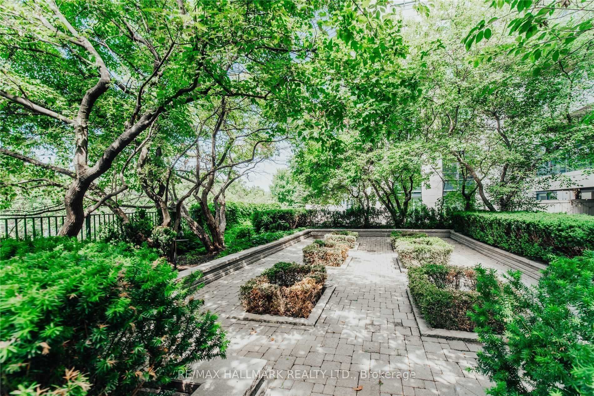 Photo 30 of Unit 502, 20 Scrivener Square, Toronto, Rosedale-Moore Park — HOMEH