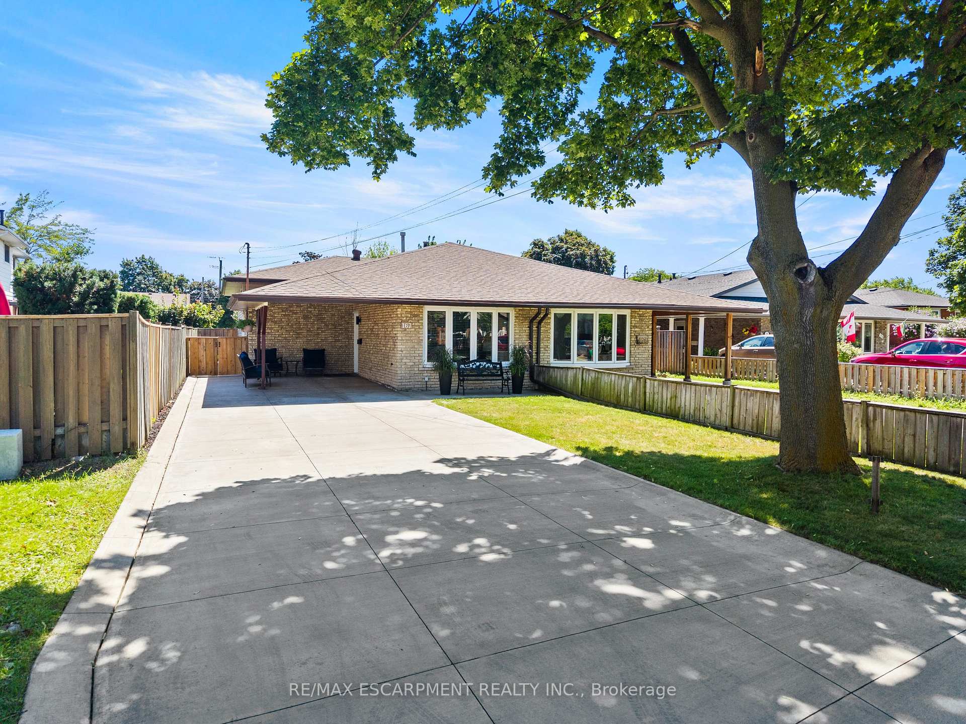 Photo 2 of 167 Berkindale Drive, Hamilton, Riverdale — HOMEH