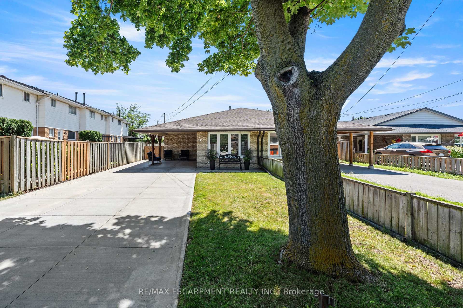 Photo 3 of 167 Berkindale Drive, Hamilton, Riverdale — HOMEH