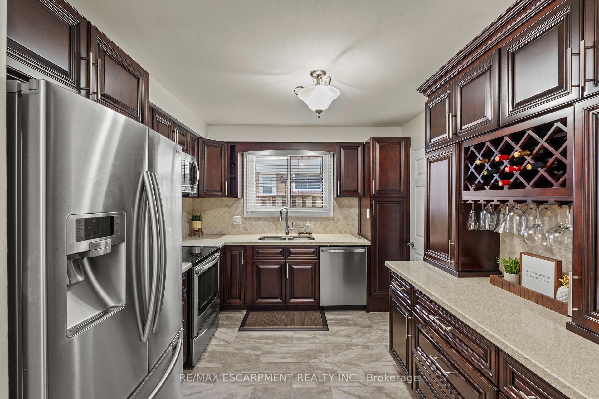 Photo 11 of 167 Berkindale Drive, Hamilton, Riverdale — HOMEH