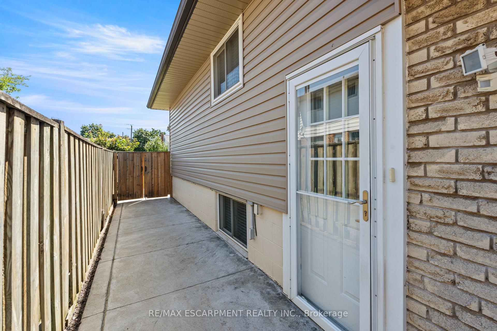 Photo 30 of 167 Berkindale Drive, Hamilton, Riverdale — HOMEH