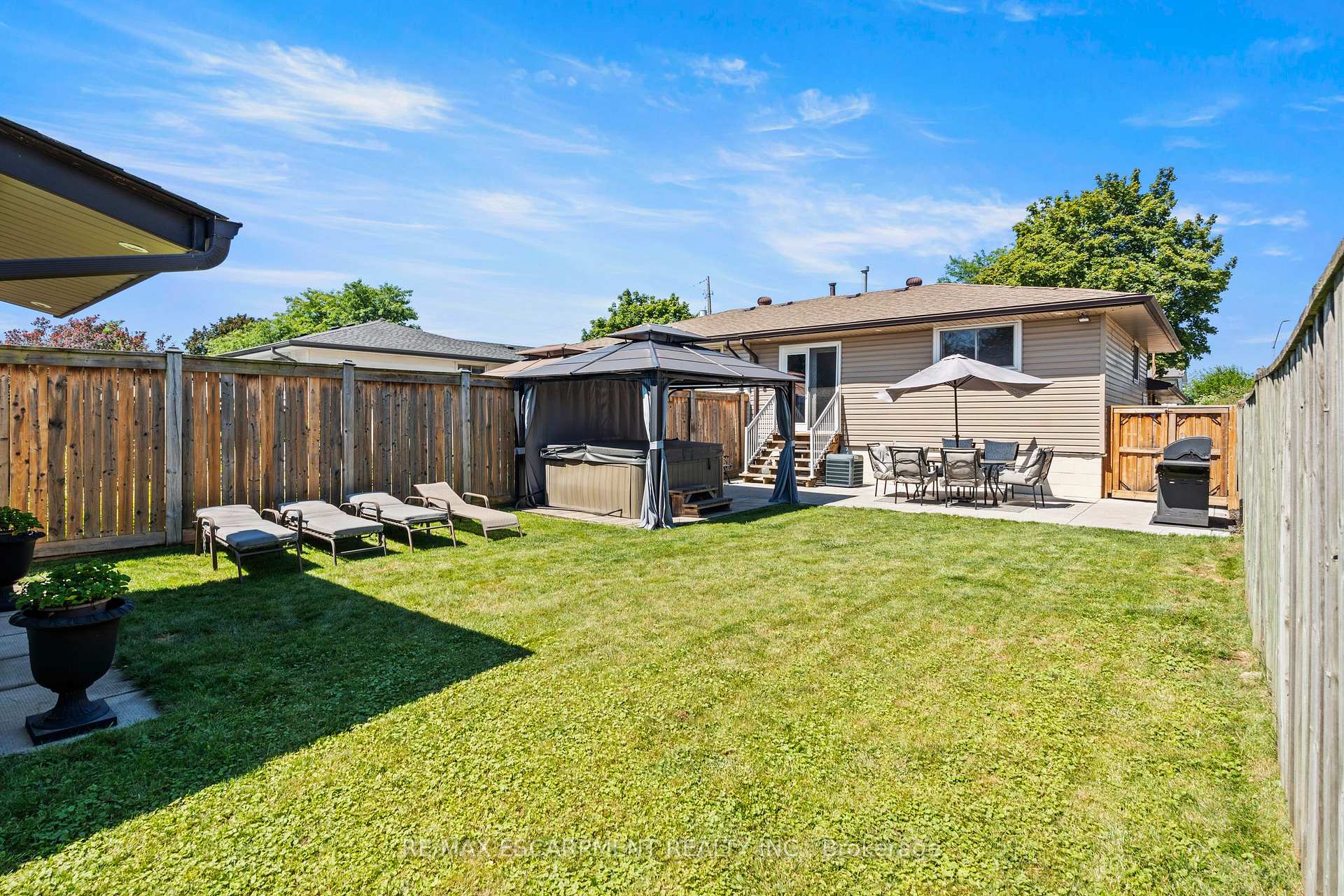 Photo 34 of 167 Berkindale Drive, Hamilton, Riverdale — HOMEH
