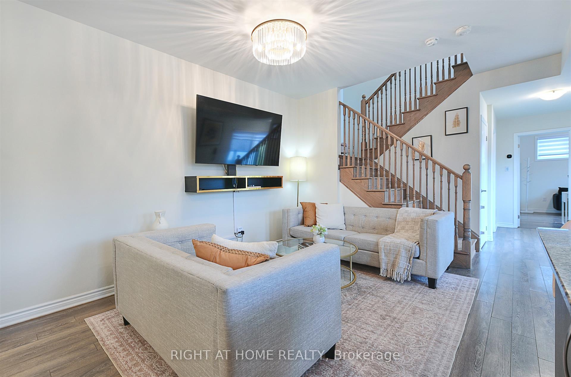 Photo 1 of Unit 403, 1148 Dragonfly Ave, Pickering, Rural Pickering — HOMEH