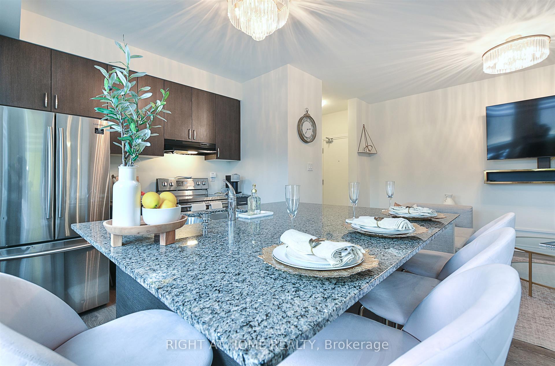 Photo 10 of Unit 403, 1148 Dragonfly Ave, Pickering, Rural Pickering — HOMEH