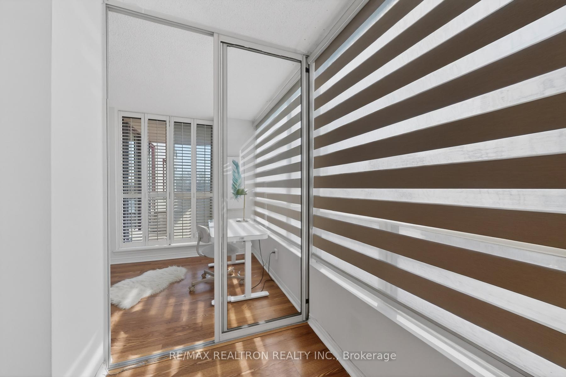 Photo 7 of Unit 410, 5765 Yonge Street, North York, Newtonbrook East — HOMEH
