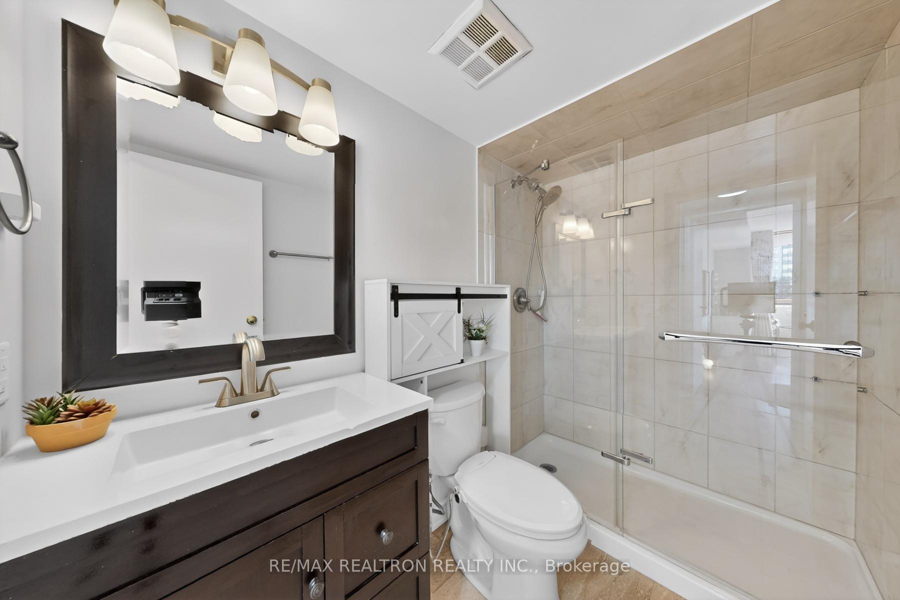 Photo 21 of Unit 410, 5765 Yonge Street, North York, Newtonbrook East — HOMEH
