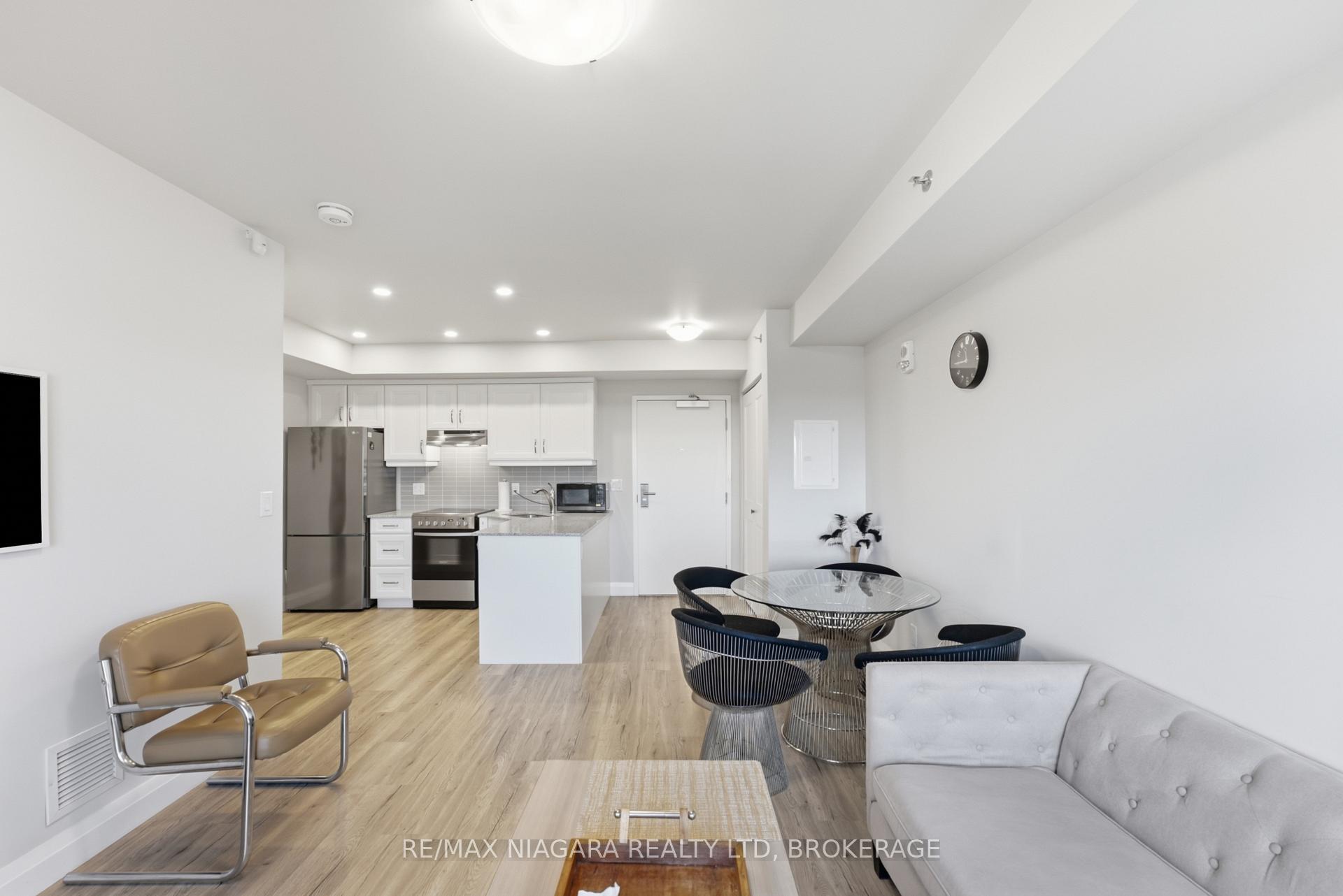 Photo 13 of Unit 712, 5698 Main Street, Niagara Falls, Hospital — HOMEH