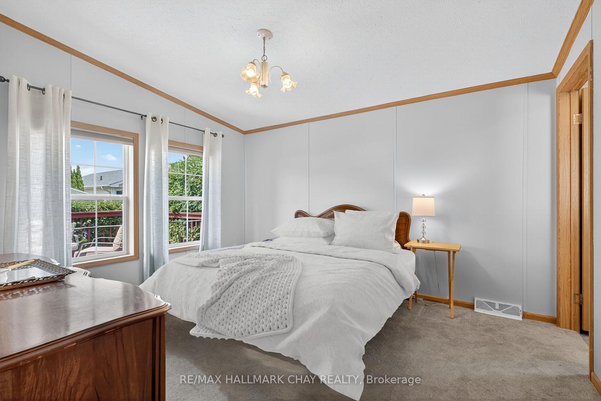 Photo 12 of 3 Illinois Crescent, Wasaga Beach — HOMEH