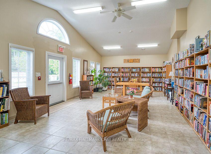 Photo 31 of 3 Illinois Crescent, Wasaga Beach — HOMEH