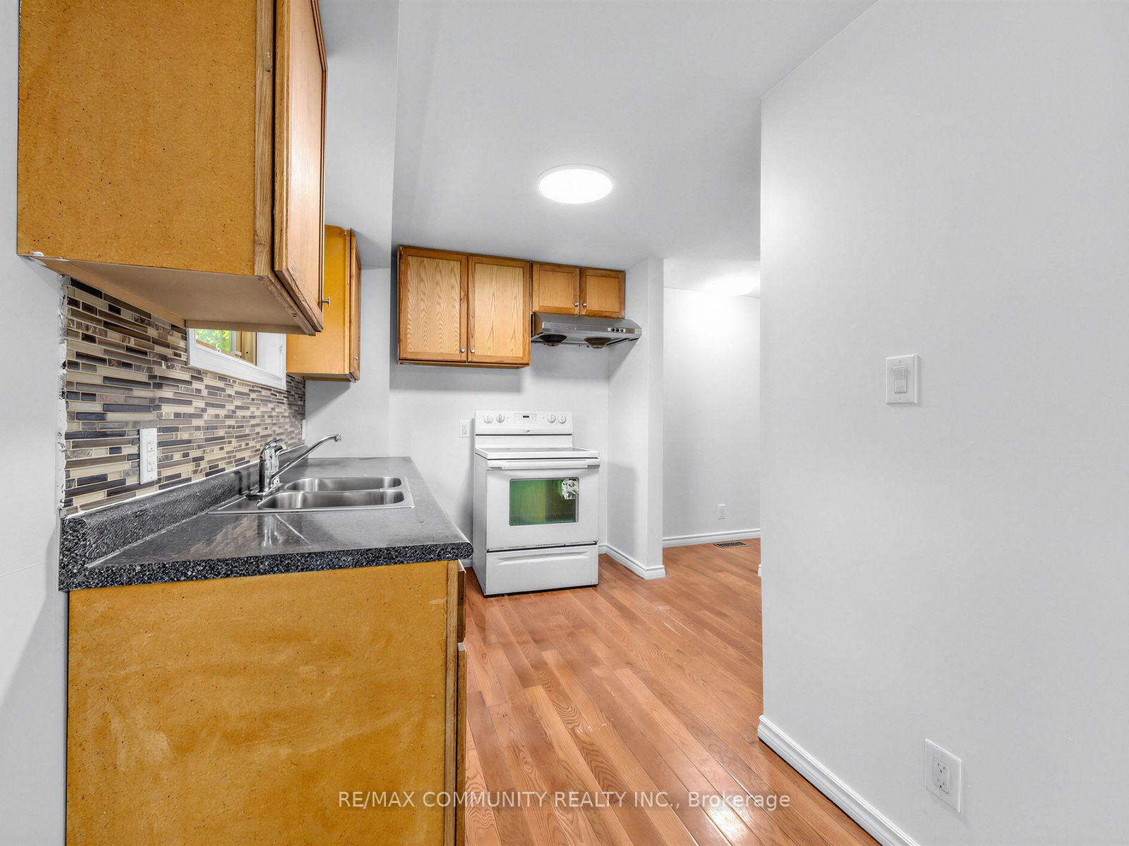 Photo 12 of 37 Tinbury Place, Scarborough, Malvern — HOMEH