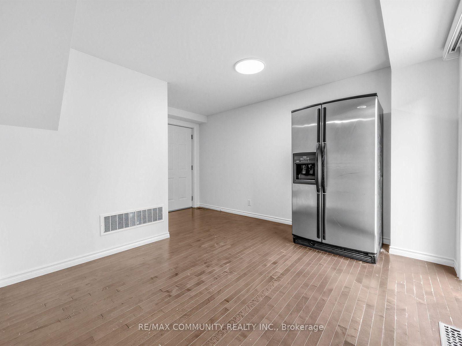 Photo 13 of 37 Tinbury Place, Scarborough, Malvern — HOMEH