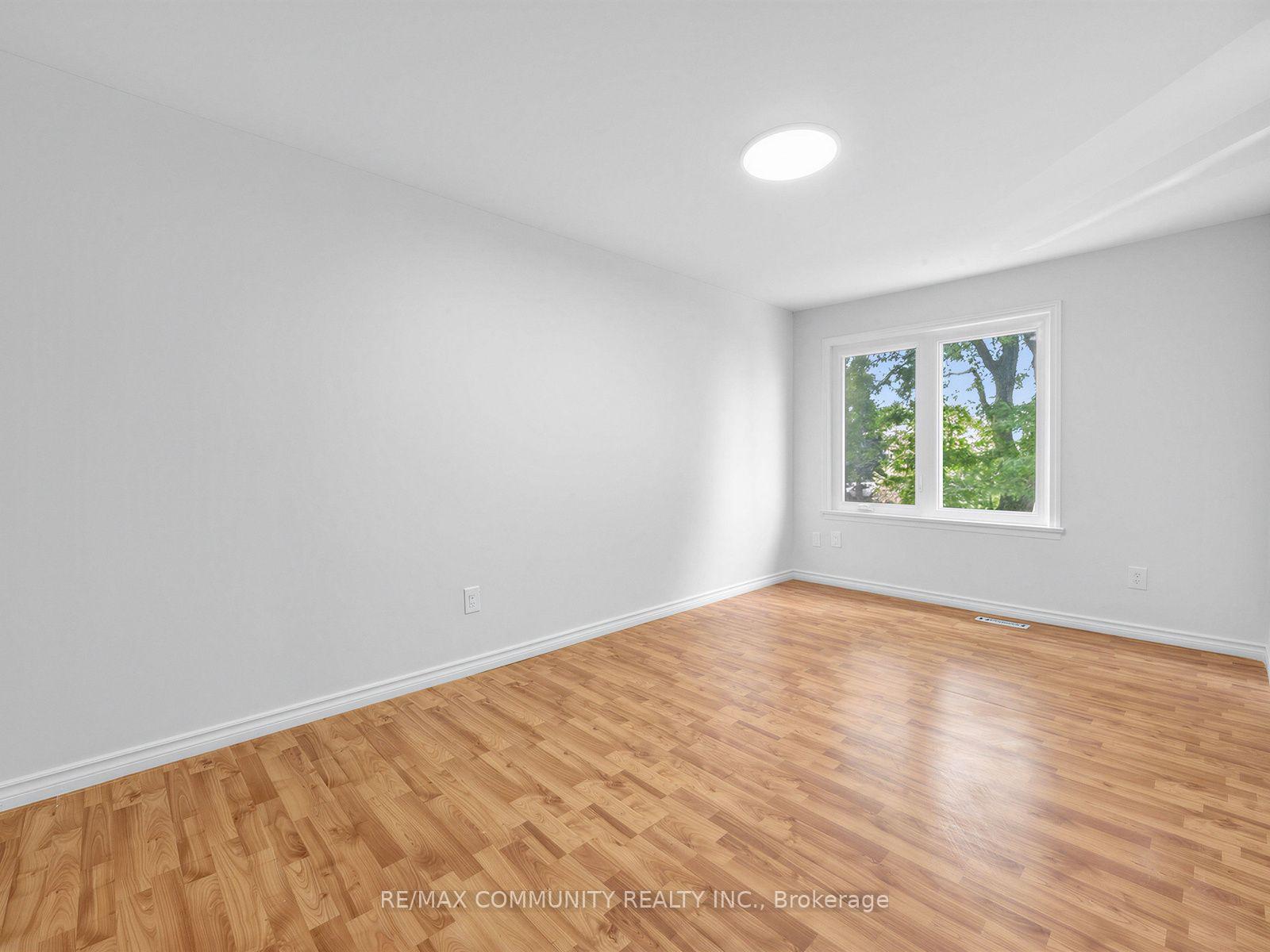 Photo 23 of 37 Tinbury Place, Scarborough, Malvern — HOMEH