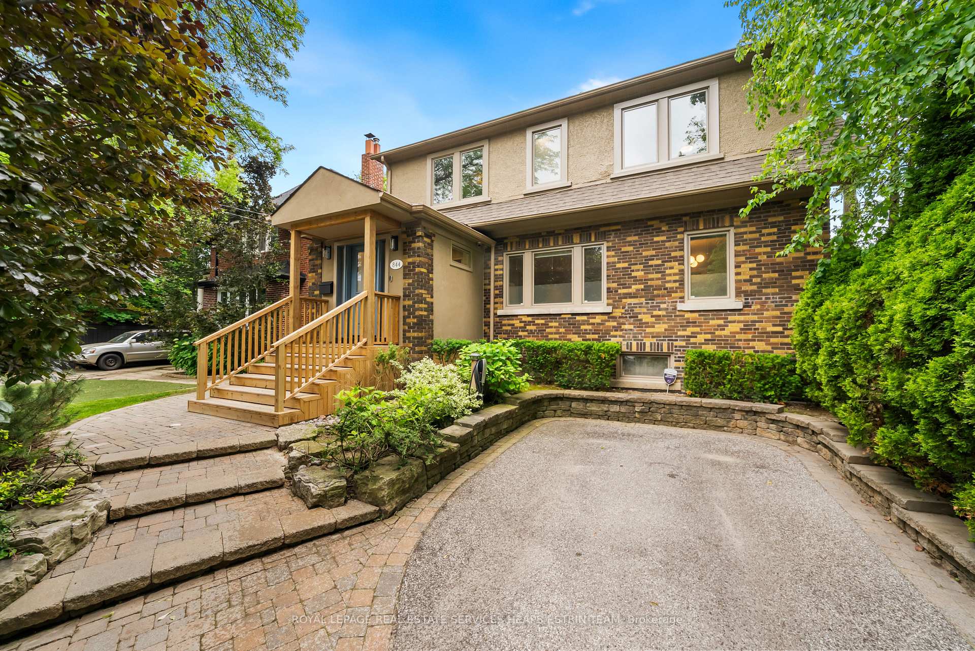 Photo 2 of 844 Duplex Avenue, Toronto, Lawrence Park South — HOMEH