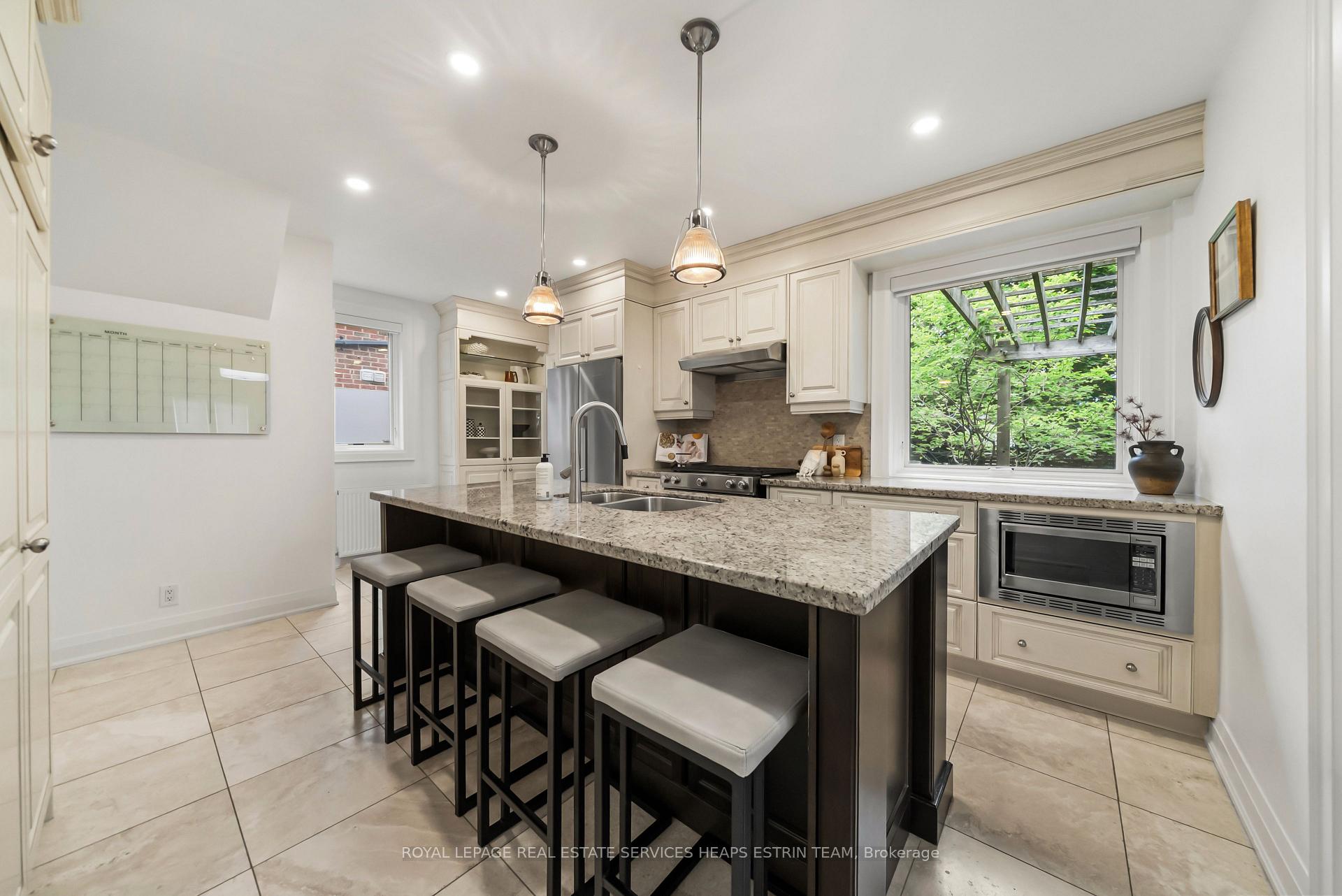 Photo 13 of 844 Duplex Avenue, Toronto, Lawrence Park South — HOMEH