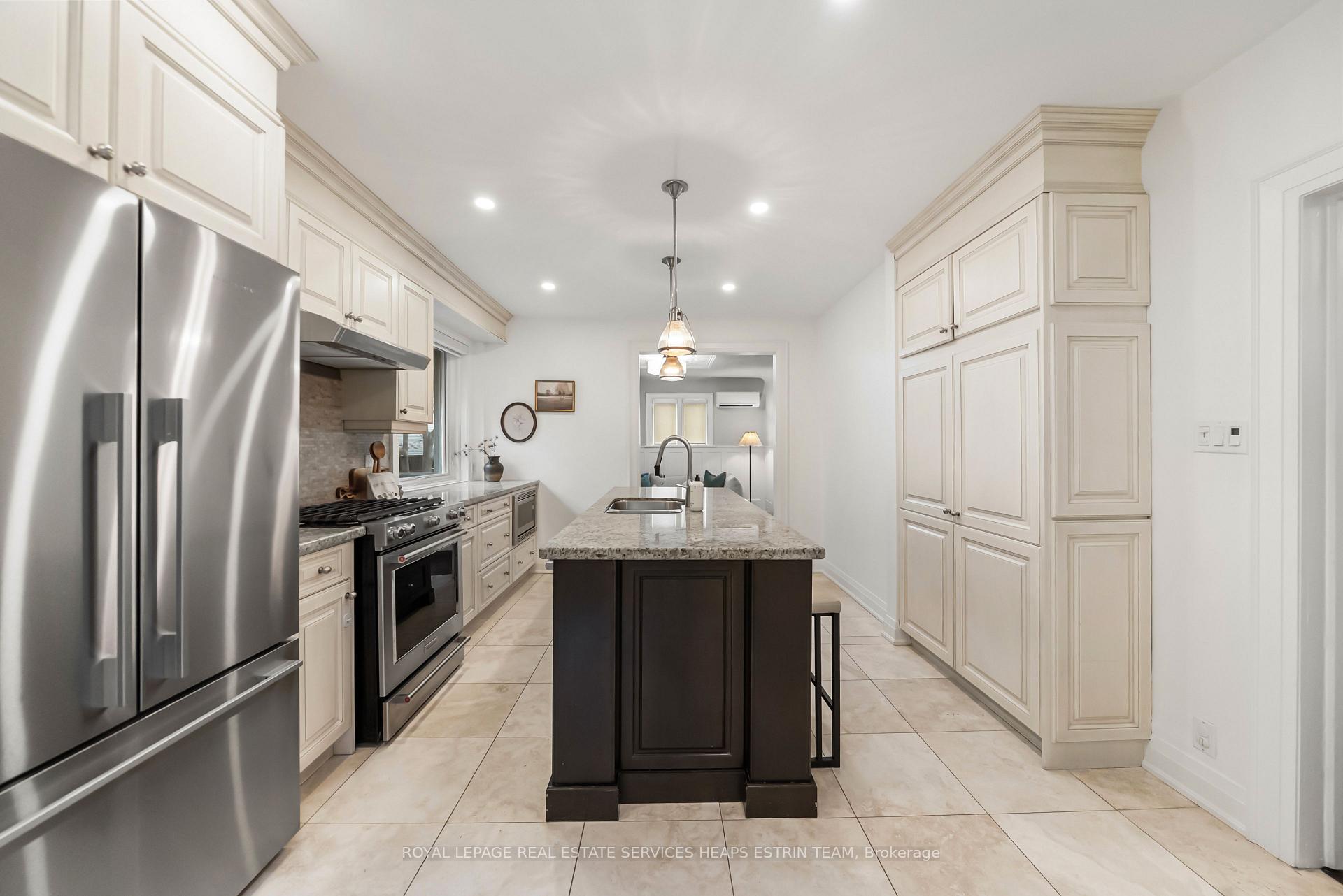 Photo 14 of 844 Duplex Avenue, Toronto, Lawrence Park South — HOMEH