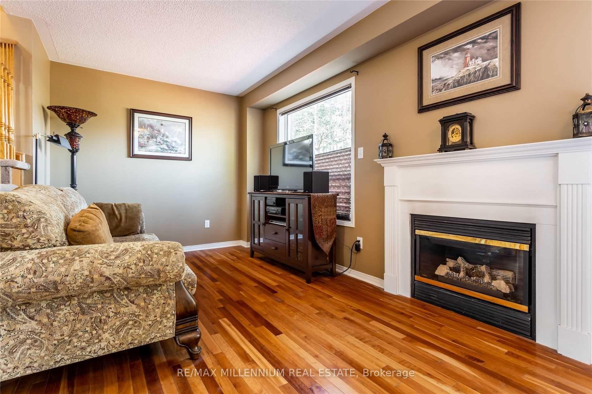 Photo 2 of 13 Dawson Crescent, Milton, Old Milton — HOMEH